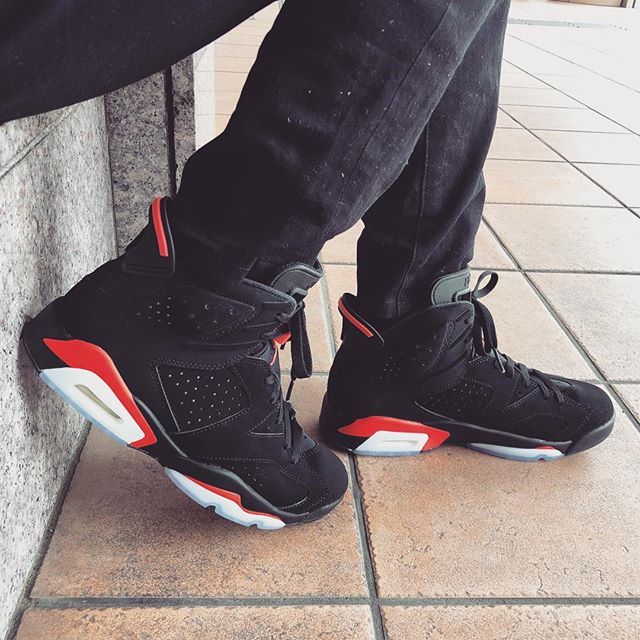 seigorou's tweet photo. 5の翌日は6かな、ということでAJ6黒インフラ

#nike #aj #aj6 #aj6retro #aj6retroog #airjordan #airjordan6 #airjordan6retro #infrared6 #sneakers #ナイキ #エアジョーダン #エアジョーダン6 #エアジョーダン6レトロ #インフラレッド #スニーカー #スニーカー好き https://t.co/vVN1eHAdGi https://t.co/UwVthqaZQ4