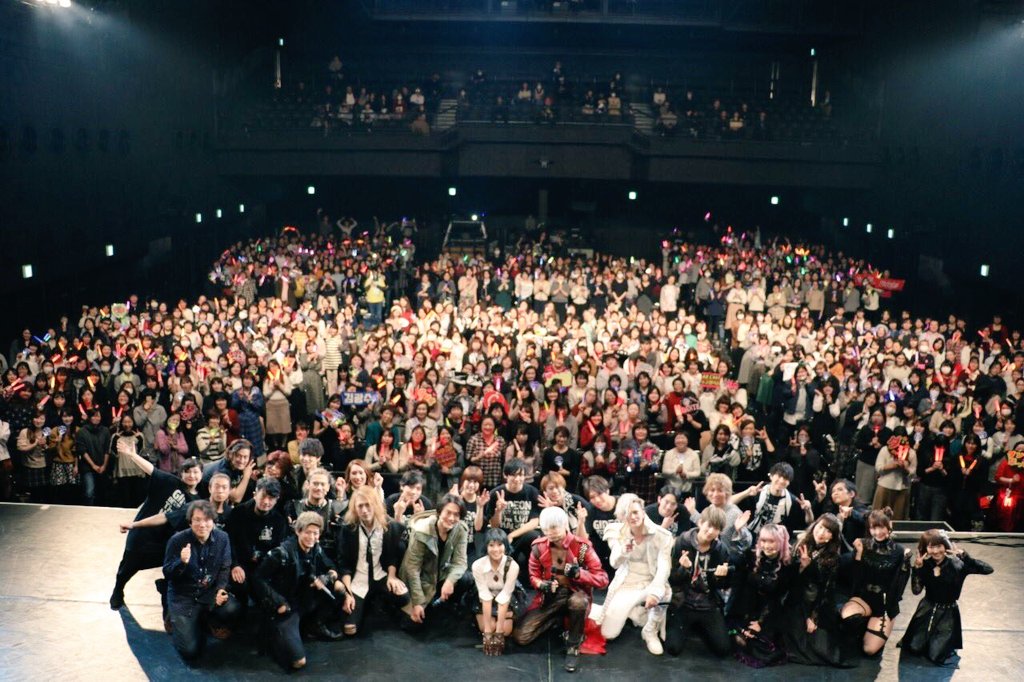 oitaka0817's tweet photo. 先週の今頃はこんな感じだったな🎵もう懐かしいなぁ~
時が経つのは早い❗
パシャリして出してなかったダンテ&レディ😊
#馬場良馬
#龍真咲
#DMCLH
#DMC
#LIVE_HACKER https://t.co/lhsPrKDD89