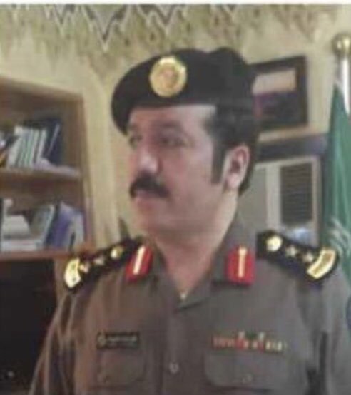 hamad_rouyan's tweet photo. العقيد / فنر الاحمد التمياط 
مديراً  لشرطة #رفحاء

العقيد / هايس العقيل الرخيص مساعداً مدير شرطة #رفحاء

وفقهما الله ونفع بهما الوطن والمواطن 🇸🇦🌹🇸🇦
#شرطة_رفحاء 👍🏽 https://t.co/37wvHjIW8R