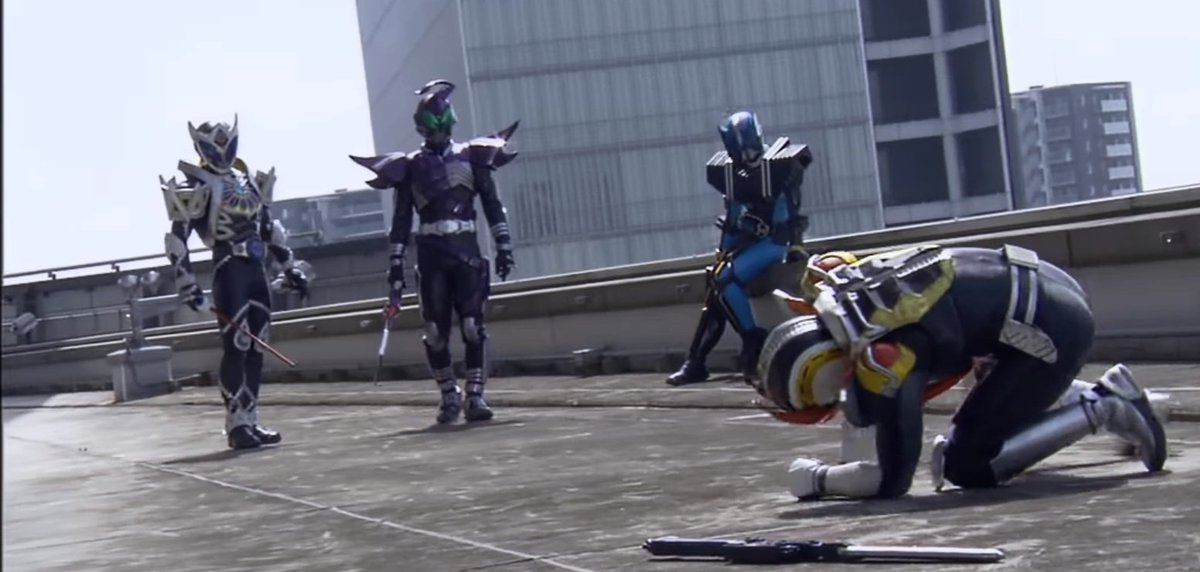 無双竜機ボルグレス バーズ 仮面ライダーディエンドのカメンライドって ドレイク デルタ 銃がメイン武器の3号ライダー サソード サガ 演じた俳優さんの苗字 山本 繋がり サイガ イクサ 空に関係のある白い仮面ライダー ライア シザース 海鮮