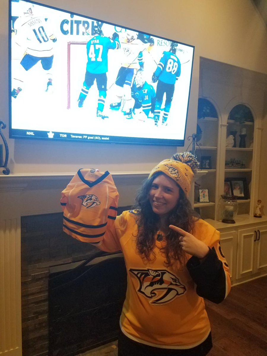 thelindzinator's tweet photo. all geared up and ready watching the @PredsNHL game! Even got our baby jersey ready for little Arthur next season! #NSHvsSJS #HuntBrothersPreds #Preds nice to see we're taking the lead early https://t.co/C54W9OmBrK