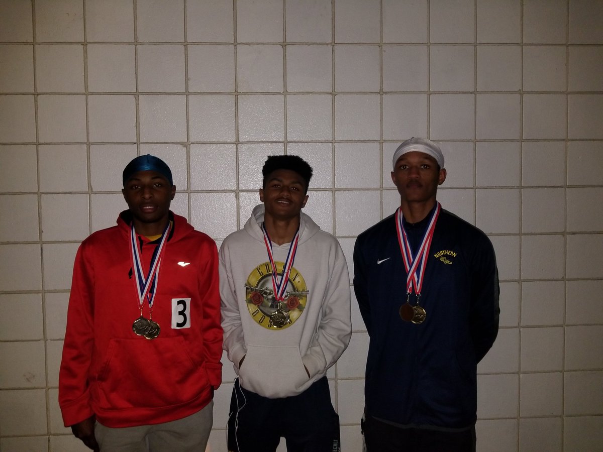 Coach_Wilson27's tweet image. Big congratulations to @iam_AF12 (not pictured), Andre, @LaDerrick22   and Devin for winning the 4×100 andr 4x200 today at the 2019 T. Sanders invitational.  #Knightspeed