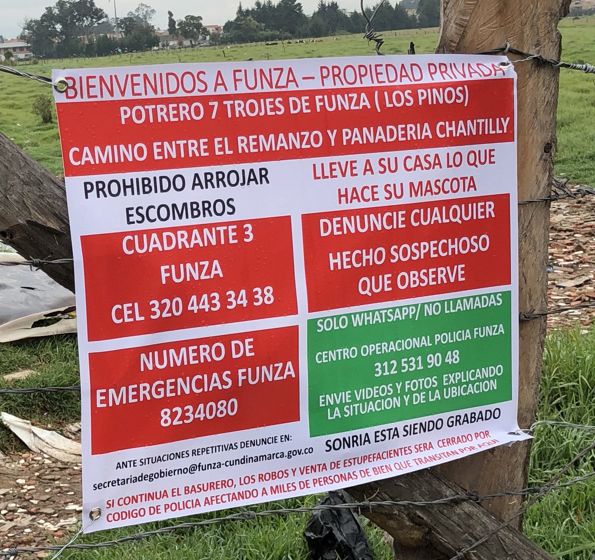 acicery's tweet photo. @PersoneriaMosq @MosqueraConcejo @Alcald_Mosquera @yoquieroafunza @AlcaldiaFunza alguna explicación de esto !!! Quien lo avala, policía, alcaldía, pepito Pérez ??? CONSTUYAN VÍAS Y OFREZCAN BIENESTAR A LA COMUNIDAD !!! @CundinamarcaGob @JorgeEmilioRey https://t.co/YXOOXYXBo1