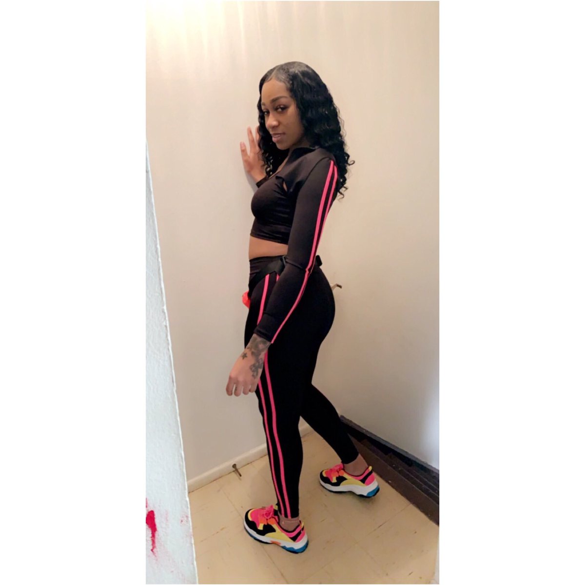 StuckupAssNinaa tweet picture