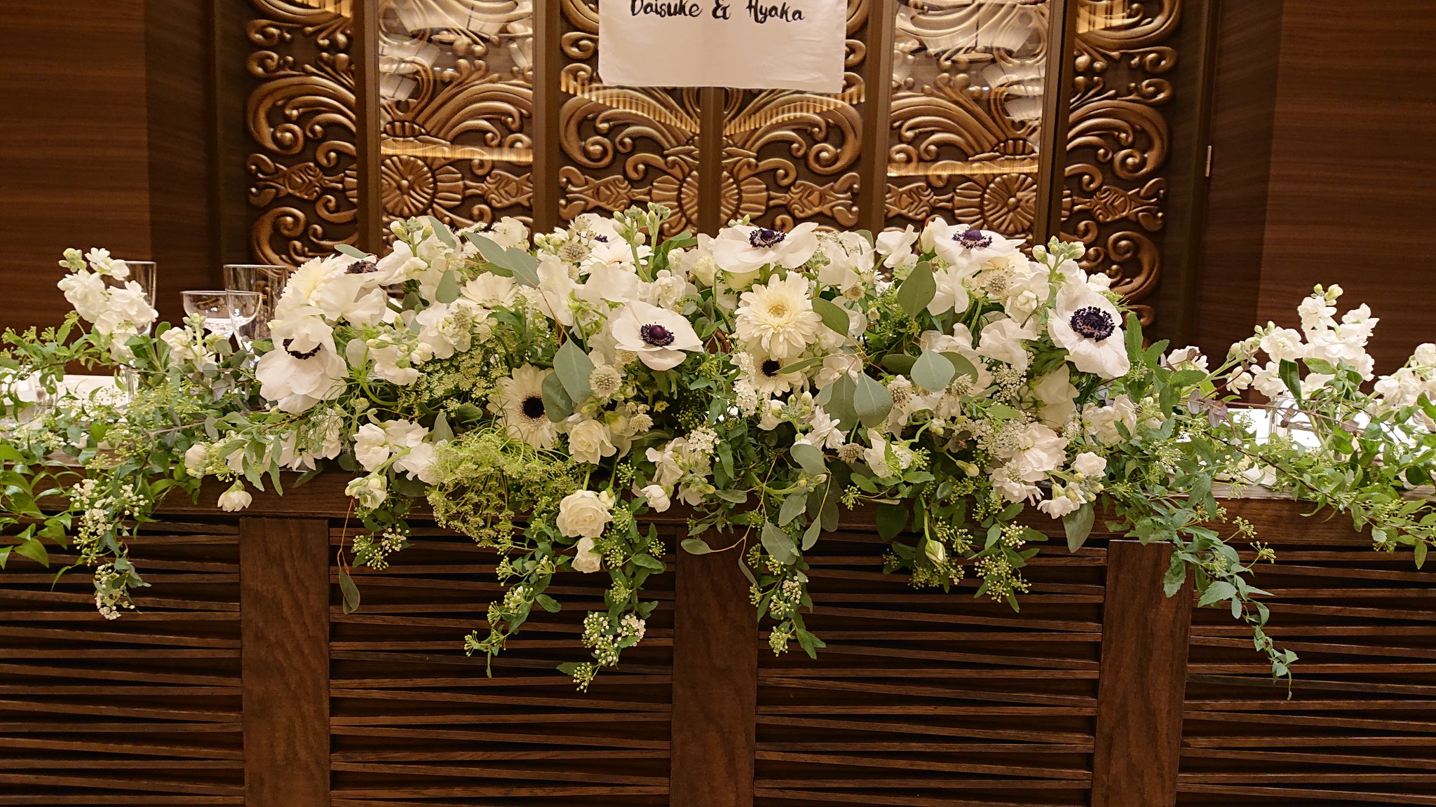 Twitter 上的 Fleur Matsuyama22時まで配達してます 要予約 先日のブライダル装花の続きです 今回は白ベースが多く それぞれに個性的で素敵でした アネモネ ストック こでまりの春花たちの相性は抜群で 互いに可愛らしさを引き立てる仲良し感で和まされます