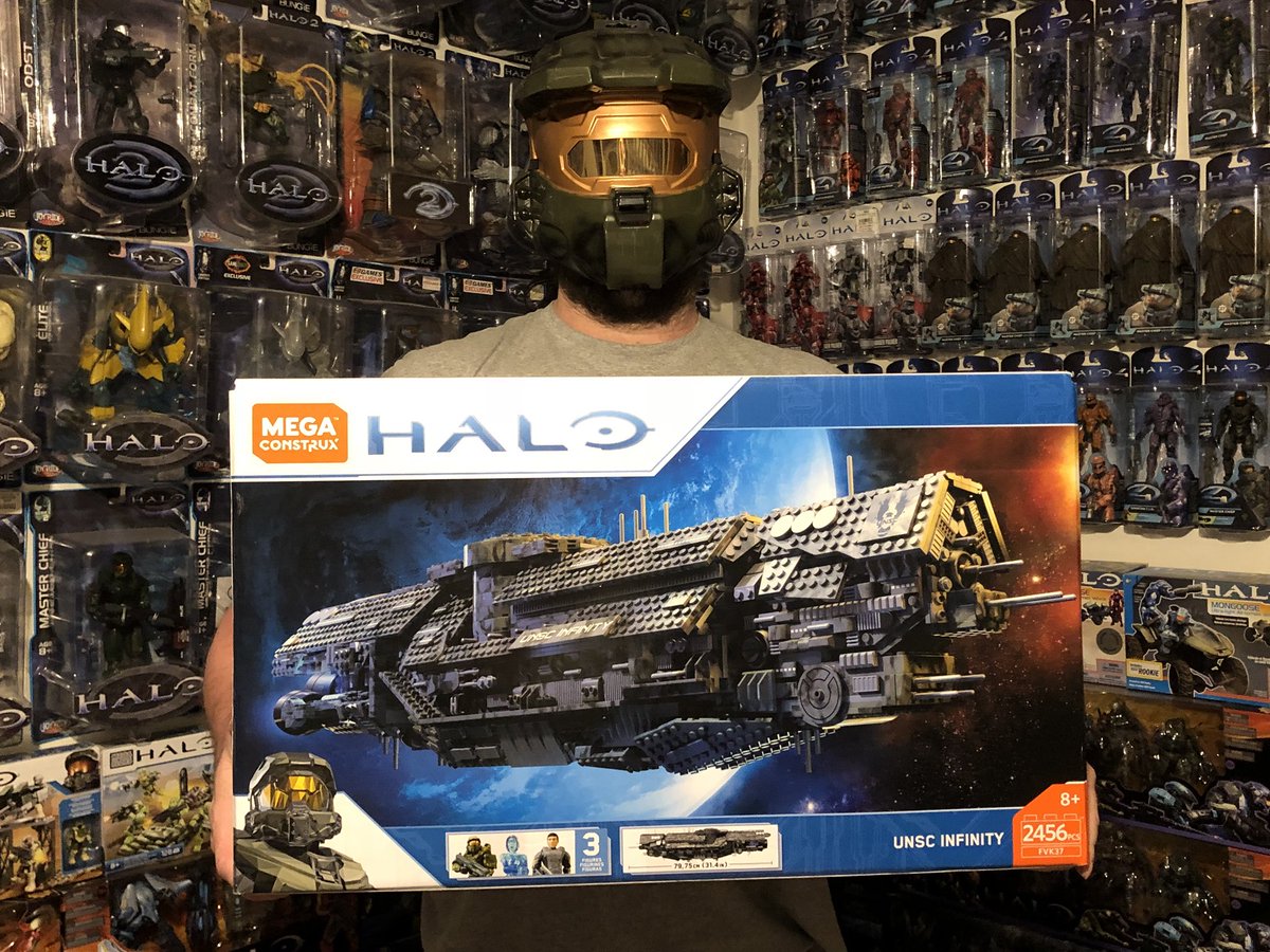 TheLegendary117's tweet photo. Finally picked up the @Halo @MegaConstrux #UNSCInfinity 😍🤩😎 Thank you @MrsLegendary117 for the early birthday present! This is amazing!!!! I thought we’d never actually see it show up in stores. #HaloCollector #HaloGear #TheLegendary117 https://t.co/92YqcWhKwa