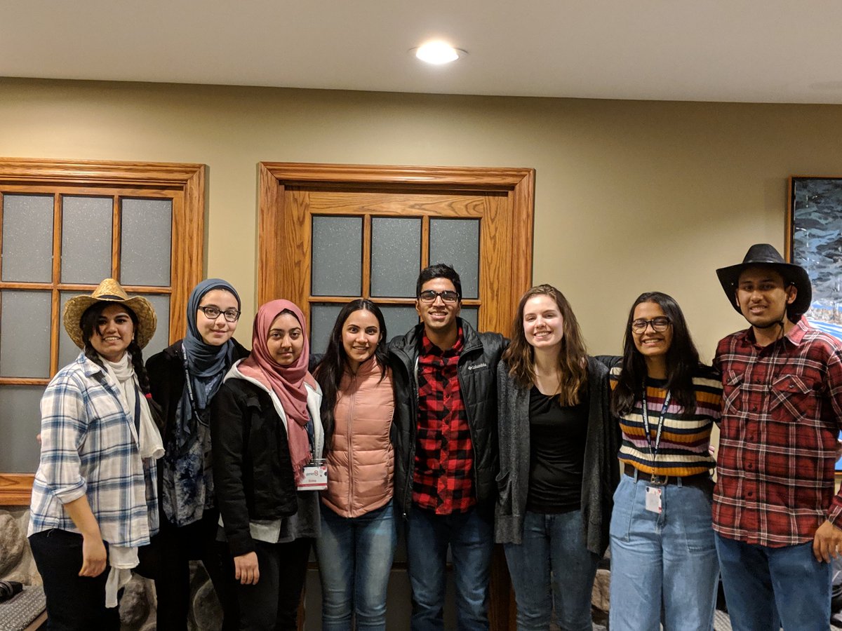 ms_mcculloch's tweet photo. Amazing weekend with @fmpsd students from @EcoleMcTavish and @WWhighschool at #Generate2019 in beautiful Canmore! #GreenScene https://t.co/eAx2RVByIm