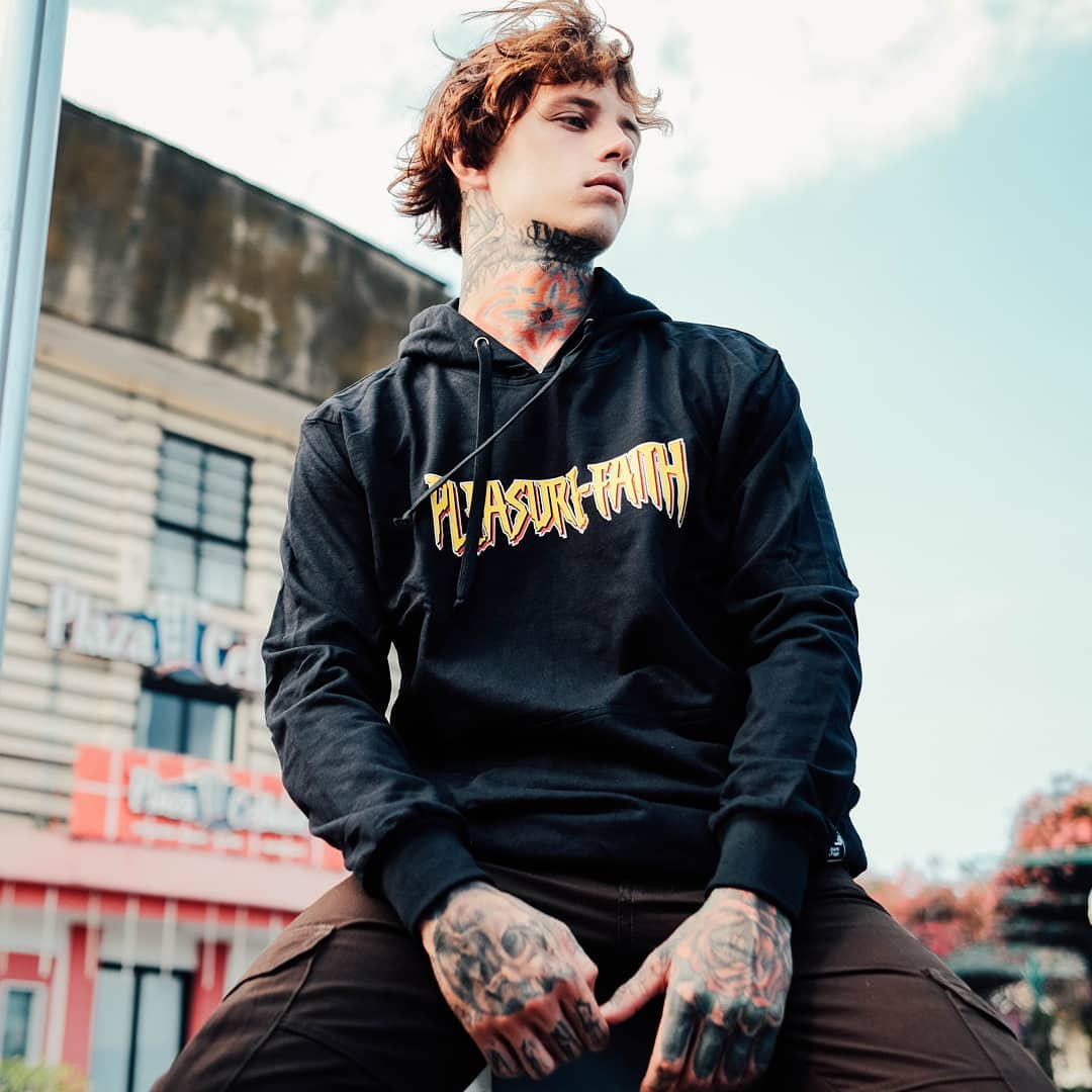 All new collections VIBES ready on store and tokopedia.

Get this stuff 🛒
Enjoy shopping.
.
Tokped : jakclothstore
Intsagram : jakclothstorebekasi

#jakcloth 
#jakclothstore 
#jakclothstorebekasi