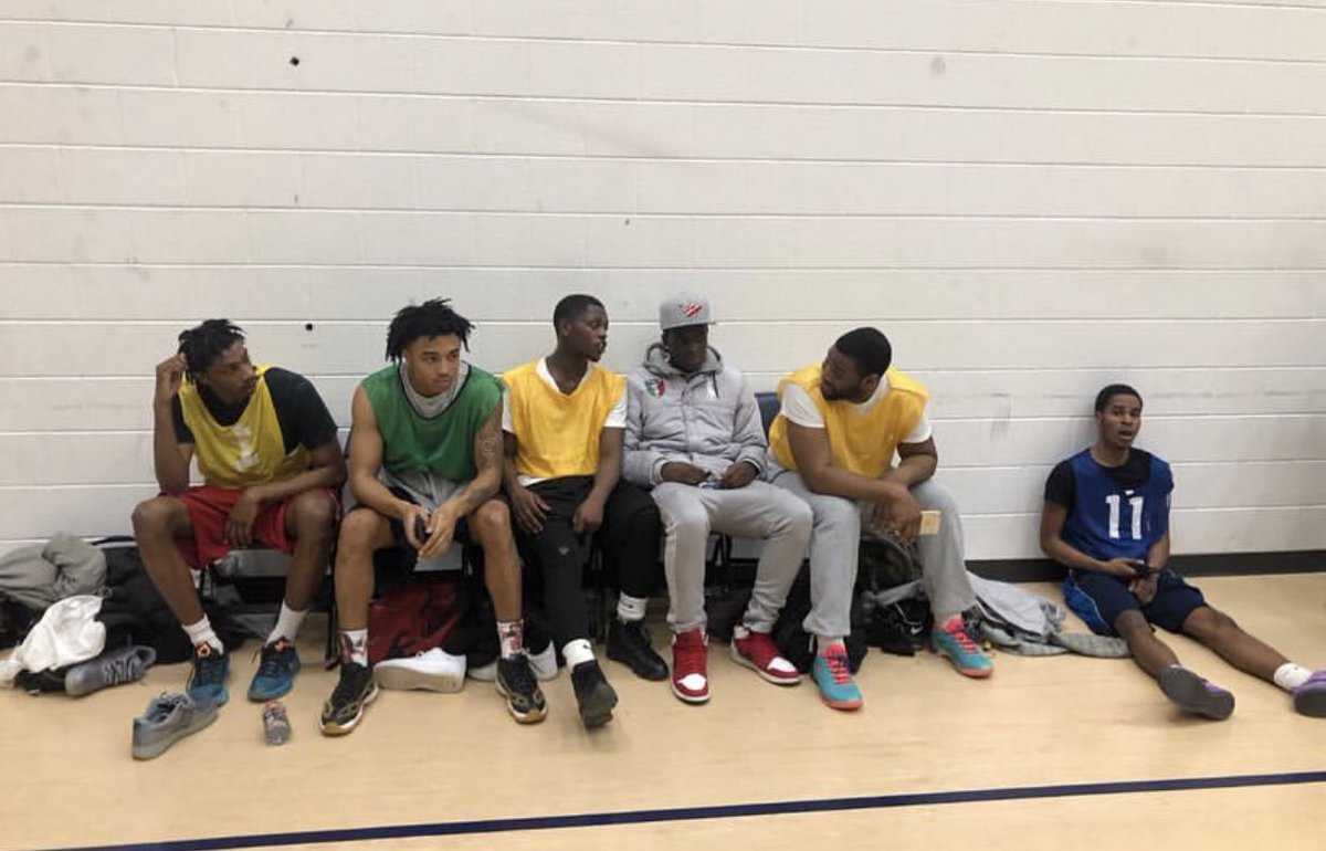 SMOOTHCSU_'s tweet photo. Recap of our “S.M.O.O.T.H vs Everybody 🏀” basketball game. S/o to @prestigeofcsu for the halftime performance! As well as, to everyone for showing up to support! #ayeeeSMOOTH #SMOOTHCSU https://t.co/sjGGvFsKVV