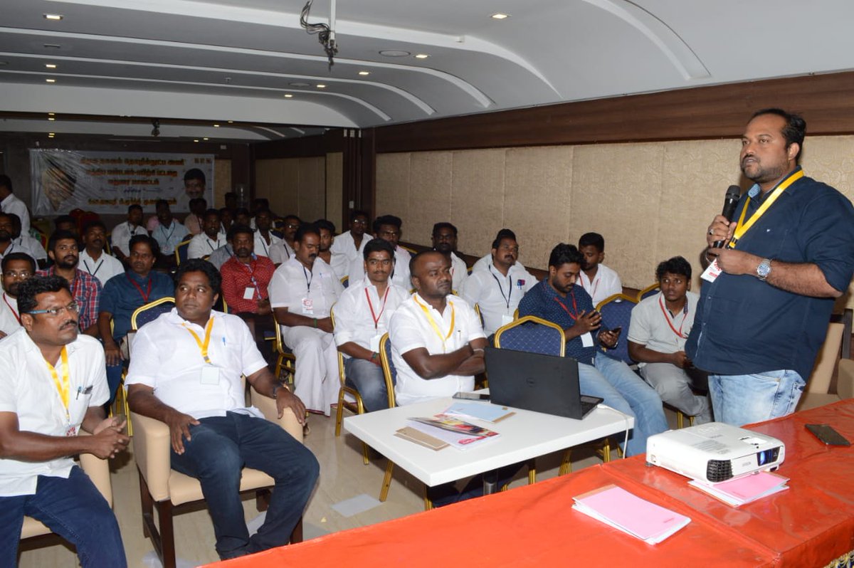 SElakuvan's tweet photo. IT wing central zone- madurai districts training workshop on 16-03-19.@DMKITwing , thank you @DMKMadurai for your support and interest.! @ptrmadurai thanking you for making time for us anna ! #electionwork #electionmode #StalinTheLeader https://t.co/V9Qn7BICoU