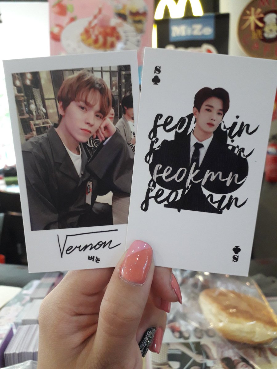 OnlyForCheolhan's tweet photo. Hello! @izzakittyx_ is selling her photocards &amp; photostrips at 50 cents each, all members are available, please come to to admin table if you'd like to purchase! https://t.co/e4WfZUpbUe