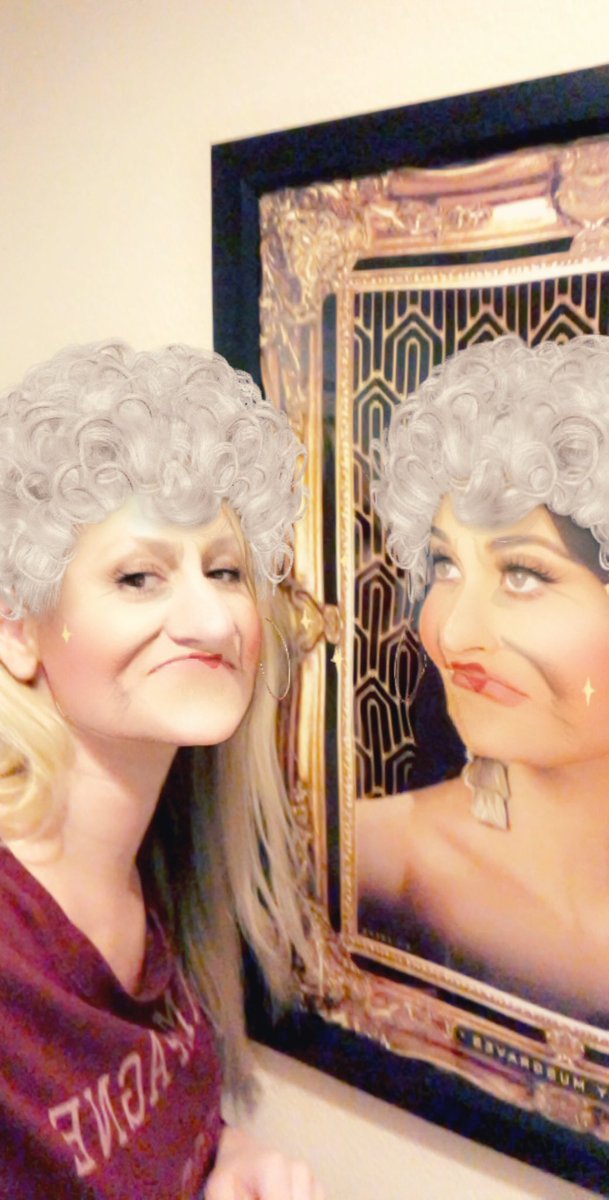 mandym79's tweet photo. So I just hung my new @KaceyMusgraves velvet poster and had a photo shoot... turns out we look good together #goldengirls #kaceymusgraves https://t.co/uMfdFTBL8Q