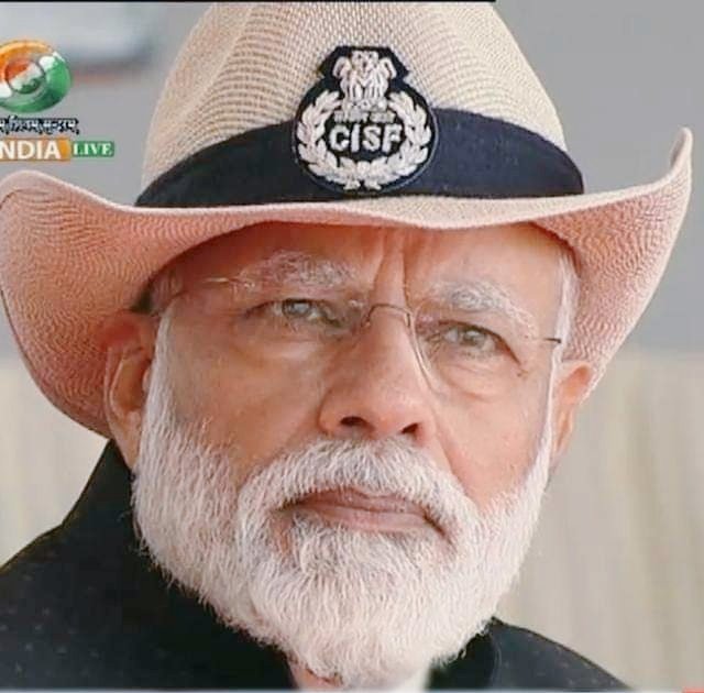 SurajRaichanda1's tweet photo. #NewProfilePic #MainBhiChowkidar #WithNamoForINDIA https://t.co/4blbDQddg2