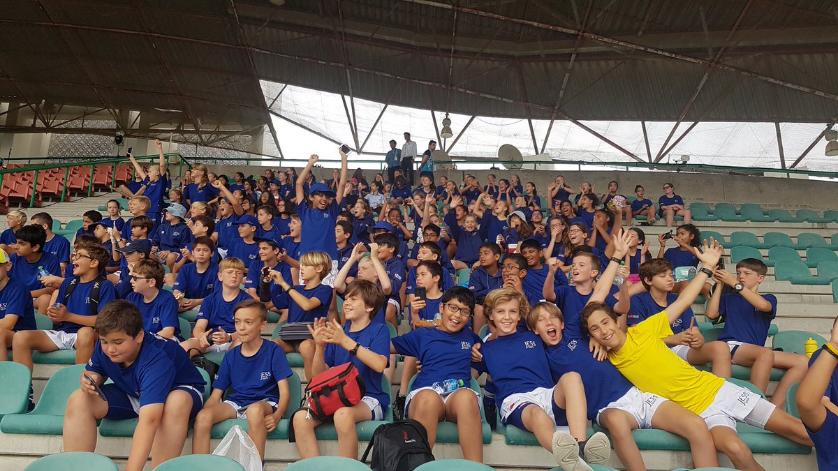 JESS_Secondary's tweet photo. @JESSDubai Y7 supporting the @WorldGamesAD! @JESSSportDept https://t.co/lvLQ5Mafux