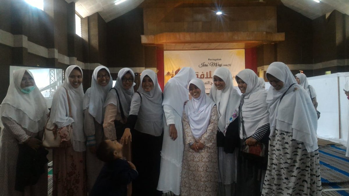 WulWill's tweet photo. Isra' Mi'raj Nabi Muhammad SAW 1440 H 
#RasulullahPemimpinKami #RinduPemimpinJujurDanAdil #RinduPemimpinCintaIslam
#SupportNZMuslim
#KhilafahProtectsMuslims
#Malang https://t.co/CWehvuqixg