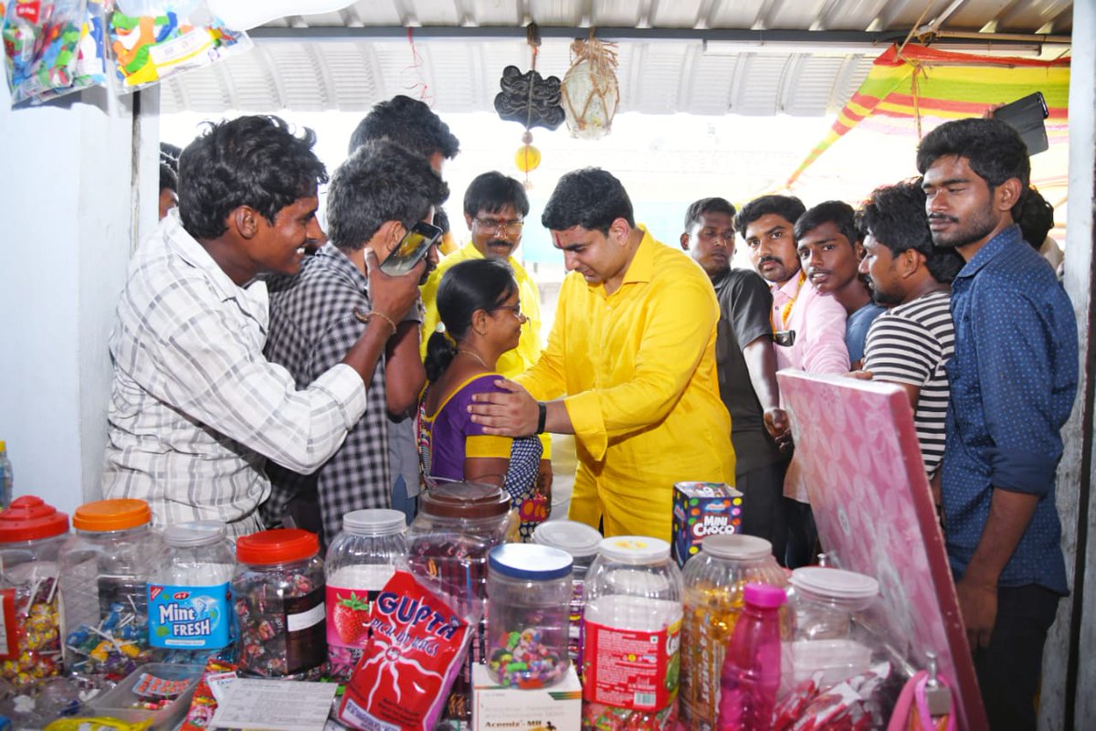 naralokesh tweet picture