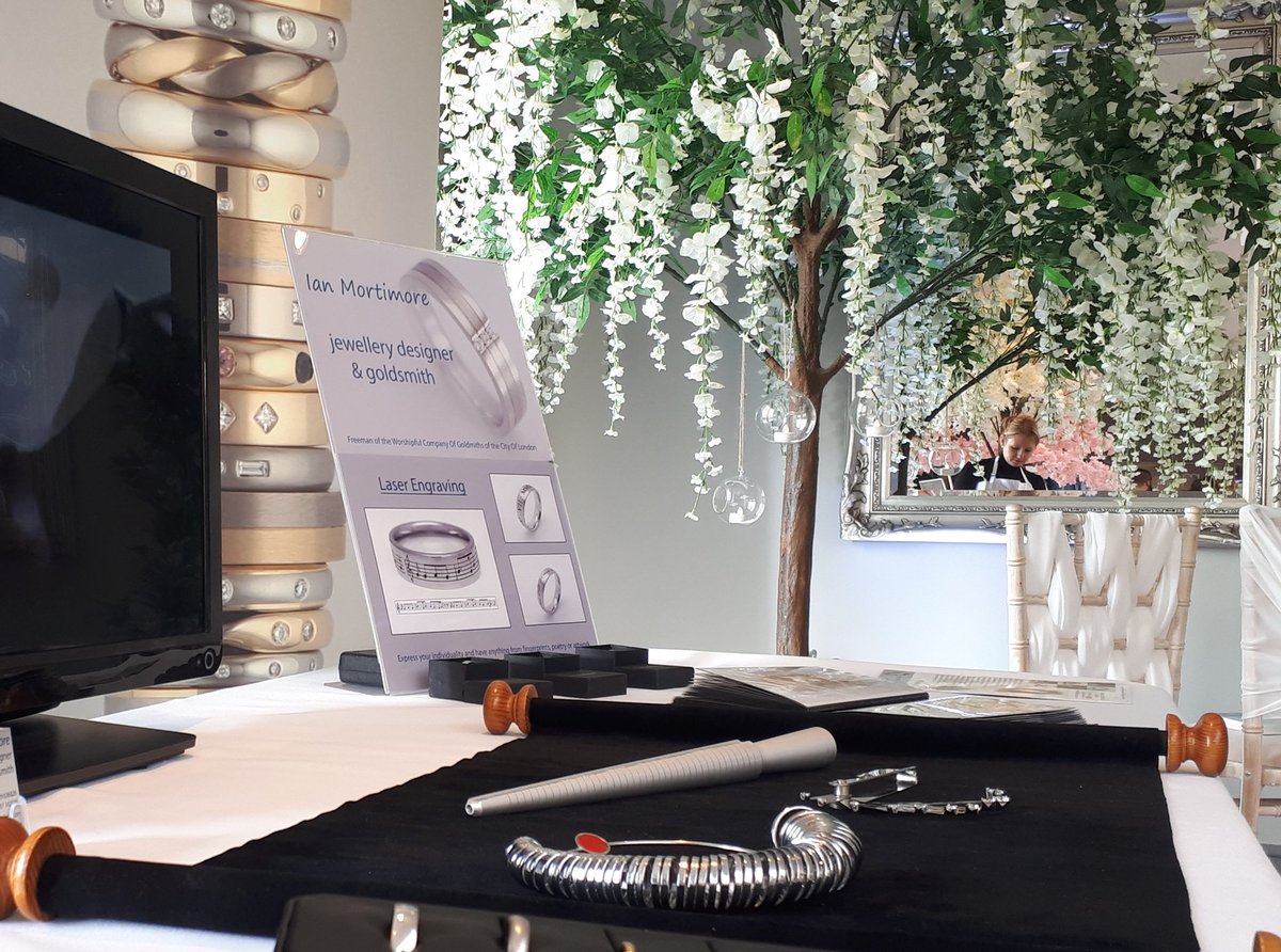 IanMJewellery's tweet photo. I'm in amongst the trees at today's @PeakedgeHotel wedding fair. I'm here until 4pm so come and say hello. #keepingmemoriesalive #goldsmith #jewellers #jewellery #Bakewell #Matlock #Derbyshire #PeakDistrict #nocad #oneofakind #bespoke #handmade #weddingring #shesaidyes https://t.co/undKZk1yVU