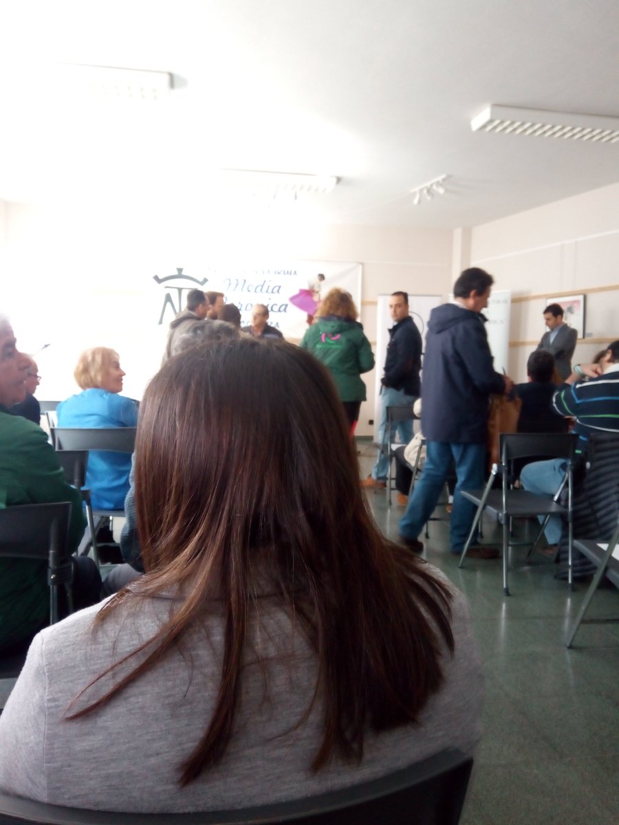 UnitauroS's tweet photo. Apunto de comenzar en Macotera el XI Coloquio Fundación del Toro de Lidia con @bmontejo1 y @ChapuApaolaza y @UnitauroS está presente!!
#RACTU https://t.co/x38KsADXLx