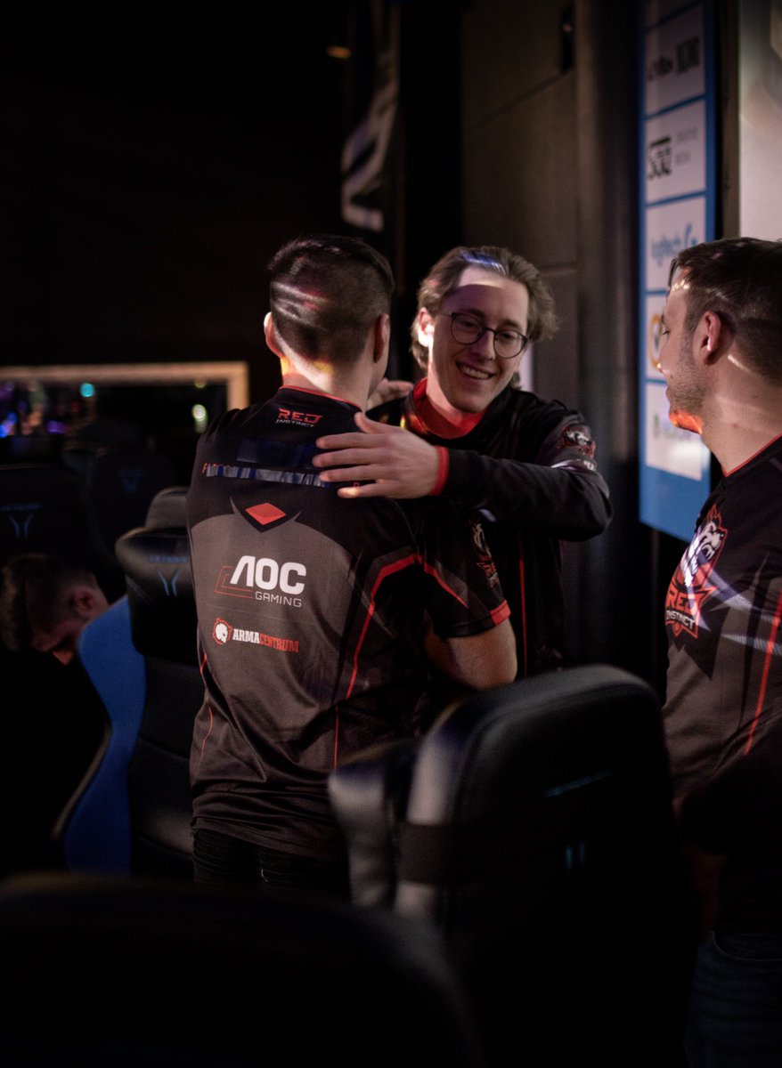 SwissWar's tweet photo. There are no such things as winning with friends!

Thanks for the good vibes @Cwonderch1ld @Maniac_CSGO @DanyMCSGO @AlexYersin @xReal_CS @KuraiSenpai 

❤️@RINSeSport family https://t.co/QnlZA0k71P
