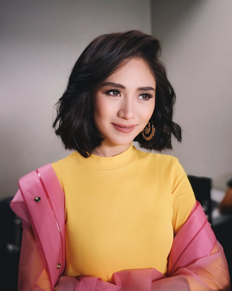styledwithabang's tweet photo. Fresh drop 🍋 @JustSarahG  

#styledwithabang #sarahg #sarahgeronimo #asapnatinto https://t.co/O8IzwlkdAg