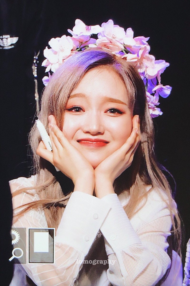 lomography_'s tweet photo. 190317 팬사인회
#고원 #이달의소녀 #GoWon #LOONA https://t.co/YUFZkQOCpc