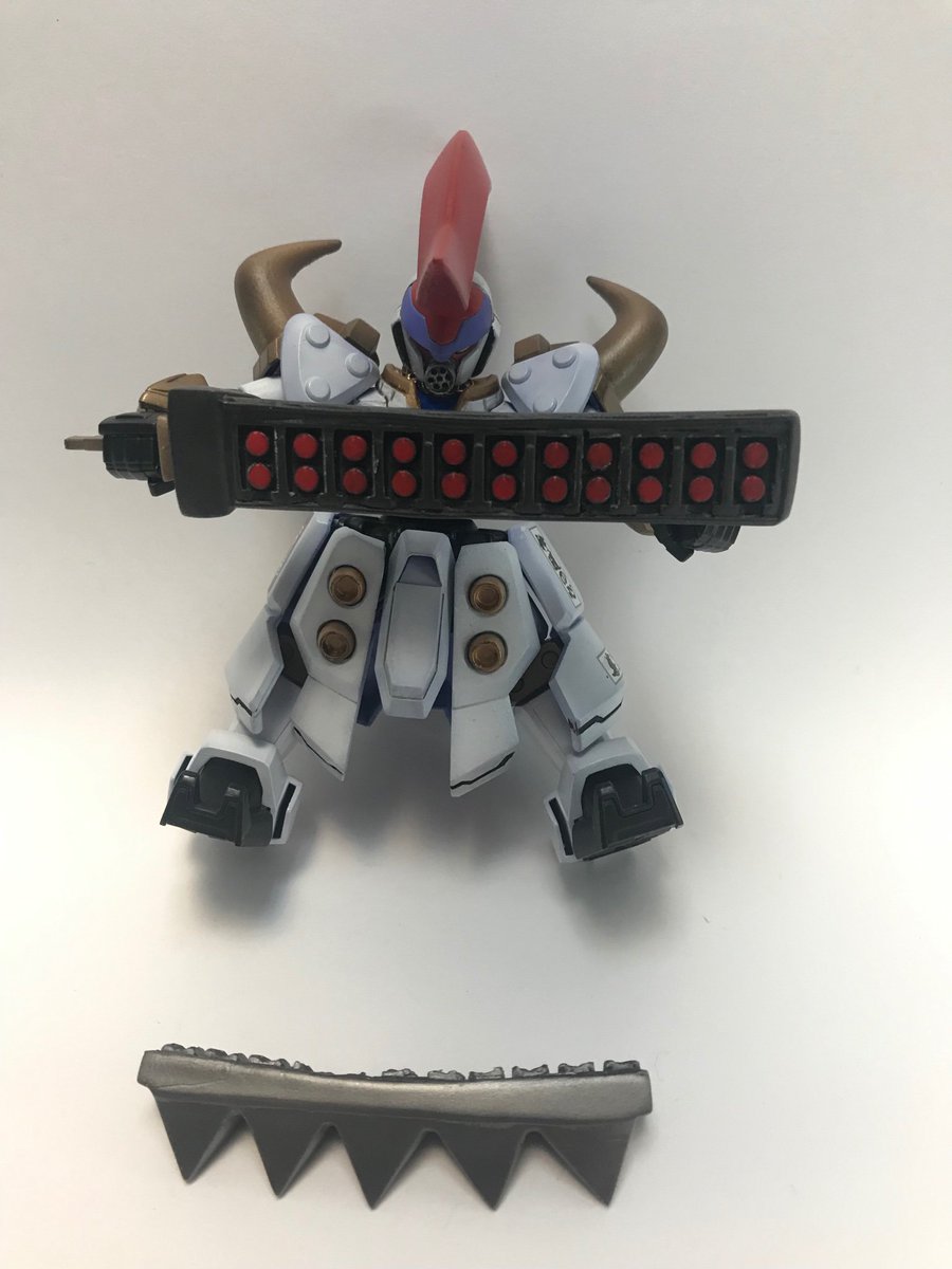 rodem020079's tweet photo. ガウンタイゼルファーをカスタマイズしたLBX『ゲイル』。武器は『ルシファーズハンマー』。内臓されたミサイルを発射する『魍魎散弾』、仕込み刀に炎を纏わせ斬る『ダイナミック斬』が必殺ファンクション。大遅刻ですがよろしくお願いします〜 #LBX_ARMS https://t.co/tKg11KCOCC