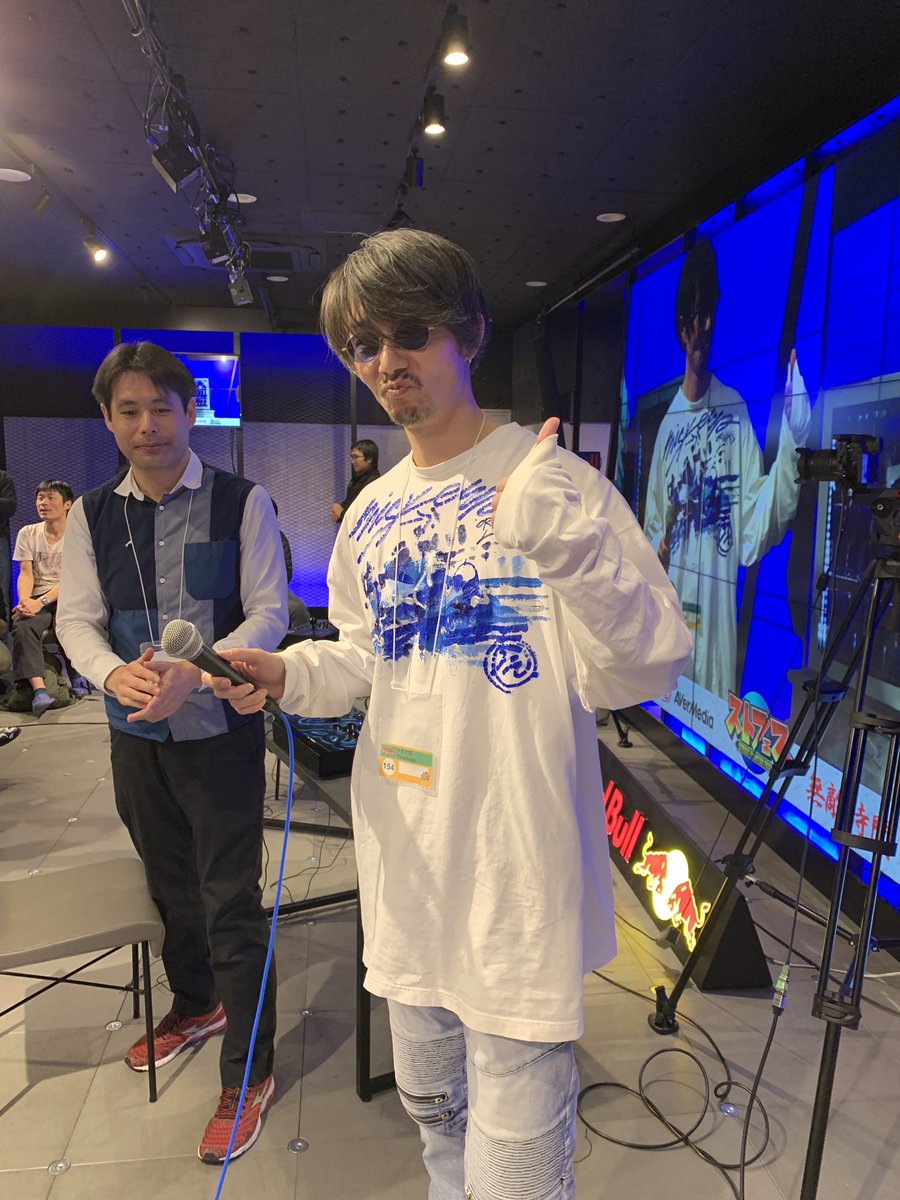 BUTTONMASHERSJP's tweet photo. ストフェス 3rd部門
死闘を制して優勝したのはトミナガ選手でした!
緊張感が伝わってくる良い勝負でした!おめでとうございます!!!
配信先:
https://t.co/EDQLhxTFfa
#STFes
#RedBullGamingSphereTokyo https://t.co/4QMcBgNpH4