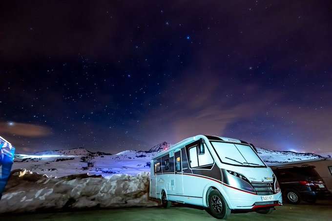 El VERDADERO pie de pista nos lo muestra SeisEnUve en esta excelente guía para aprendices de #skibum 👉https://t.co/taJfrKqcGE