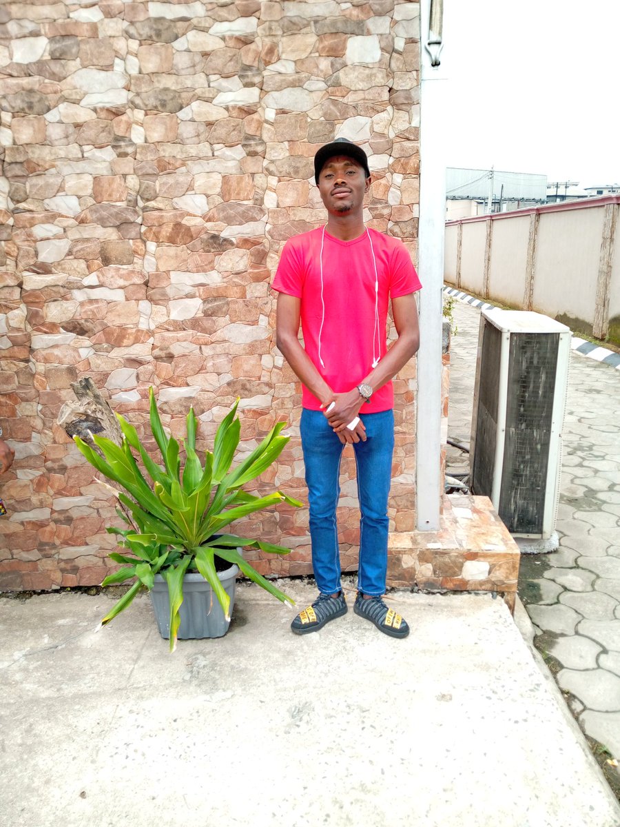 IAMBANJIWILSON's tweet photo. Seek the kingdom of God first and everything shall be given unto you..#SundayMotivation #Jahbless #ChurchMood #Everblazing https://t.co/jGyUbCJvDk