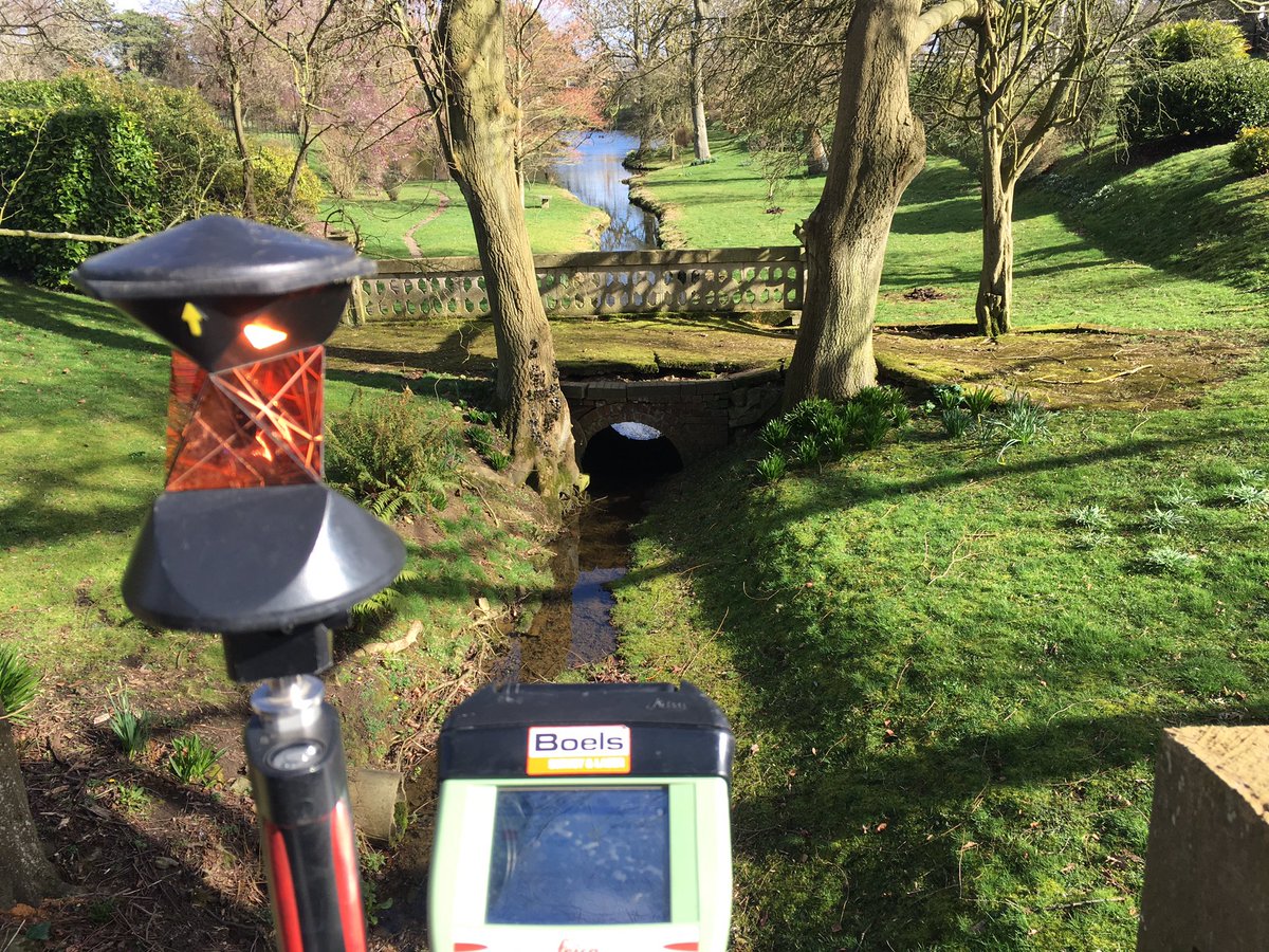 Lovely setting for some Sunday Surveying 😊.

#topographicalsurvey #landsurveyor #leica #leicestershire #surveylife #fossesurveying