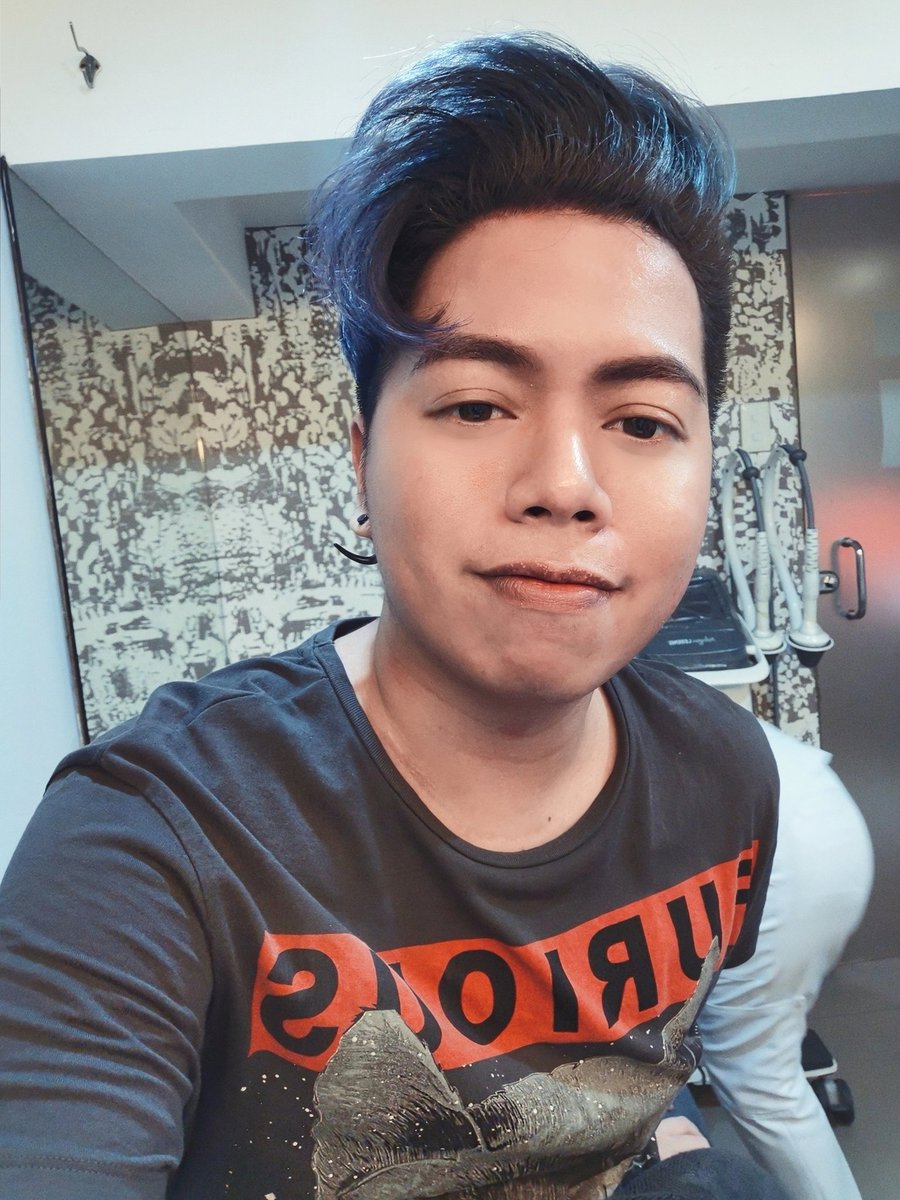 paelificent's tweet photo. This face needs a lot of help to look a little less ratchet 😅😅😅#WeeklyStruggle #SalamatDoc https://t.co/rEhRV6CEp6
