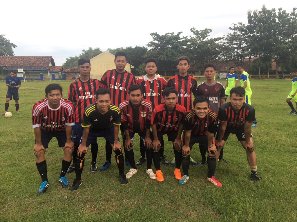 MIBasisPati's tweet photo. #SparingFootball sore tadi,tetap semangat gaes 💪🏾 https://t.co/gs0v8JdOuN