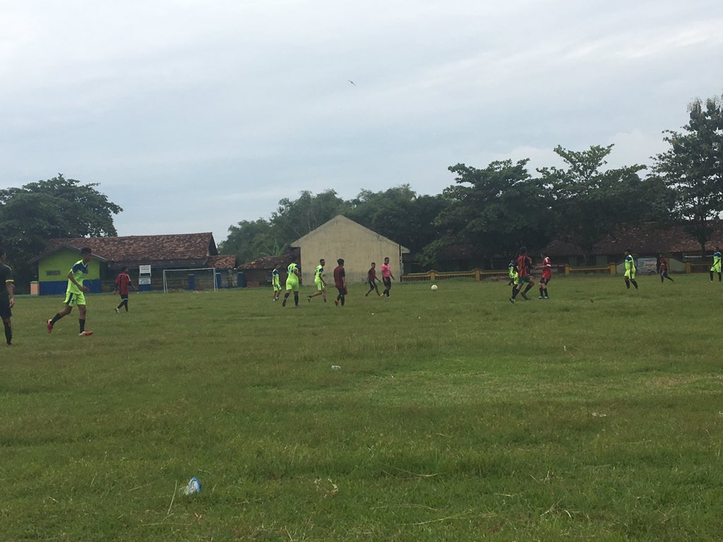 MIBasisPati's tweet photo. #SparingFootball sore tadi,tetap semangat gaes 💪🏾 https://t.co/gs0v8JdOuN