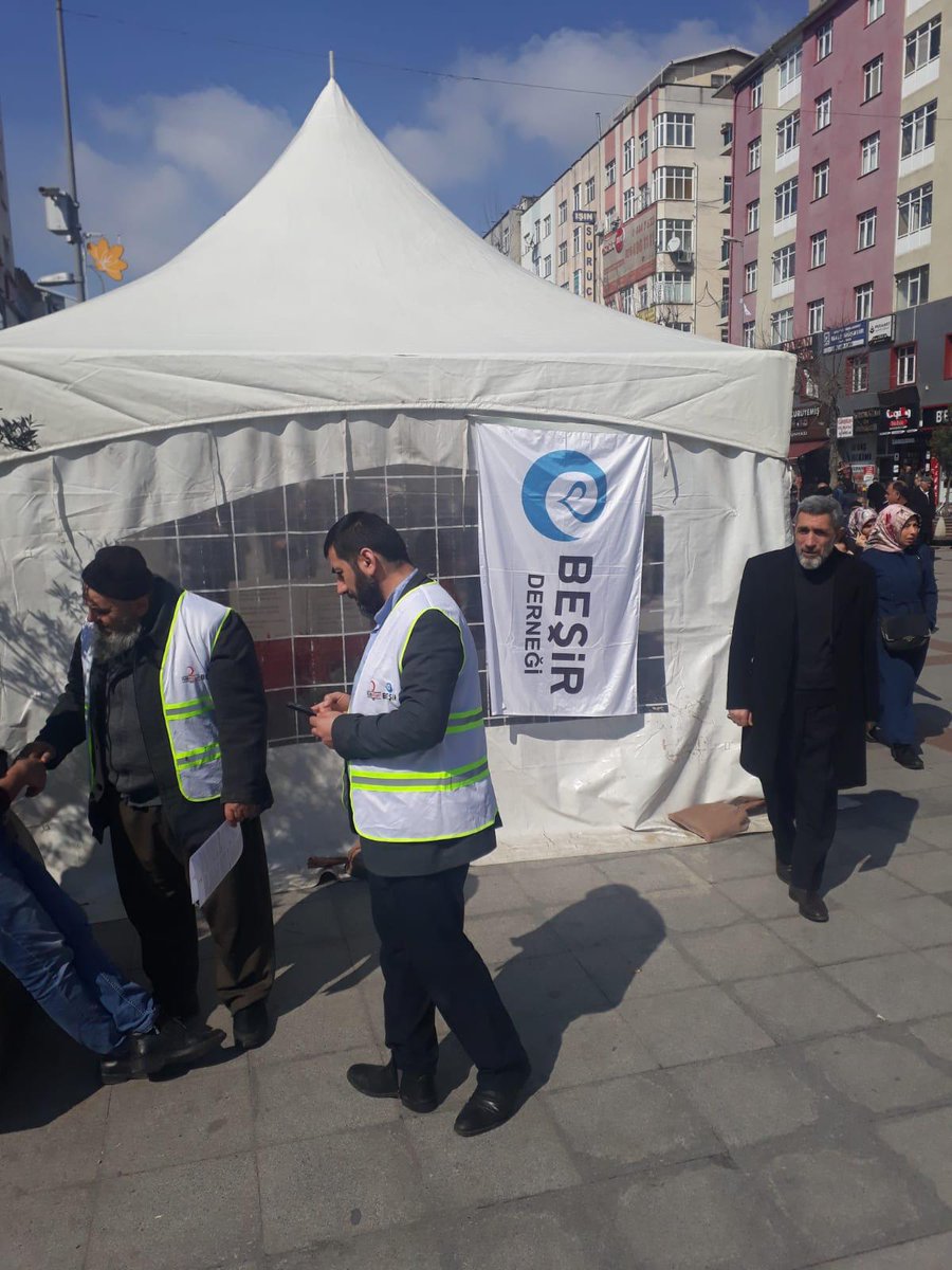 kankardesimorg's tweet photo. Beşir Derneği ve Türk Kızılayı işbirliğinde gerçekleşen kan bağışı kampanyası devam ediyor.

Sizde kan verip 3 can kurtarabilirsiniz https://t.co/kBDvSNiKFs