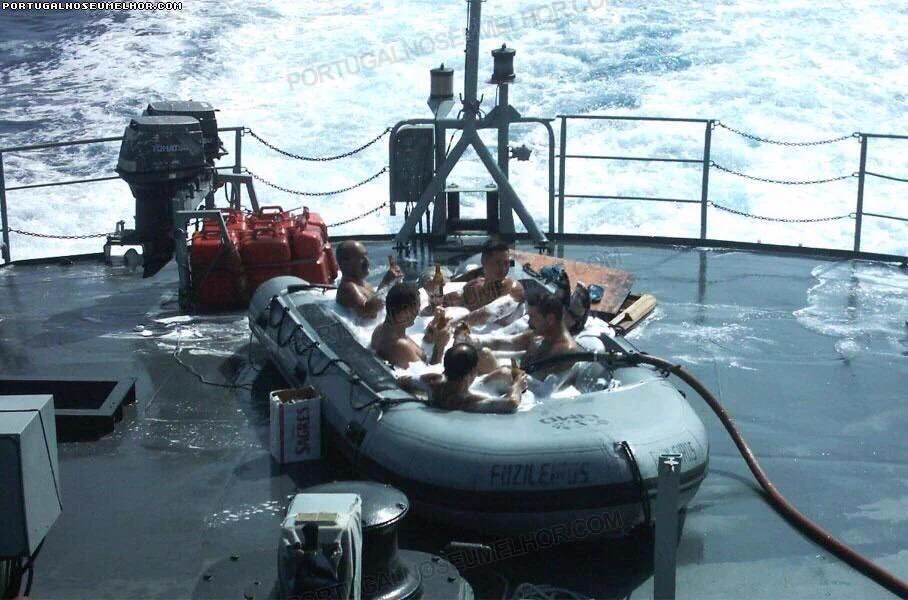 不適切なアルバイトが話題だがアメリカ軍はもっと凄かったww