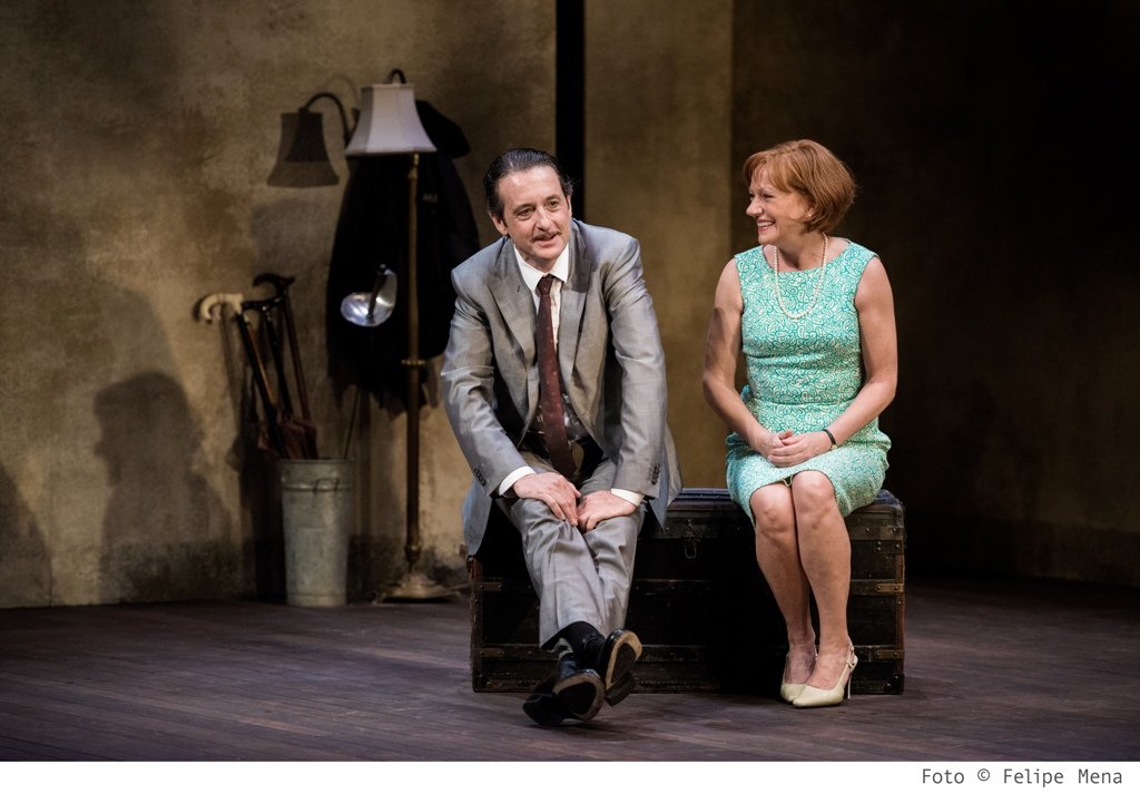 grecfestivalbcn's tweet photo. #ElPreu, l'obra d'#ArthurMiller dirigida per  Sílvia Munt amb els grans intèrprets Pere Arquillué, Ramon Madaula, Lluís Marco i Rosa Renom, continua fent bolos per Catalunya. Avui és el torn de Terrassa. Que gaudiu de la funció! #Grec2016 #Grec2017

https://t.co/6ahUEWWHBq https://t.co/cLMZSryJI3