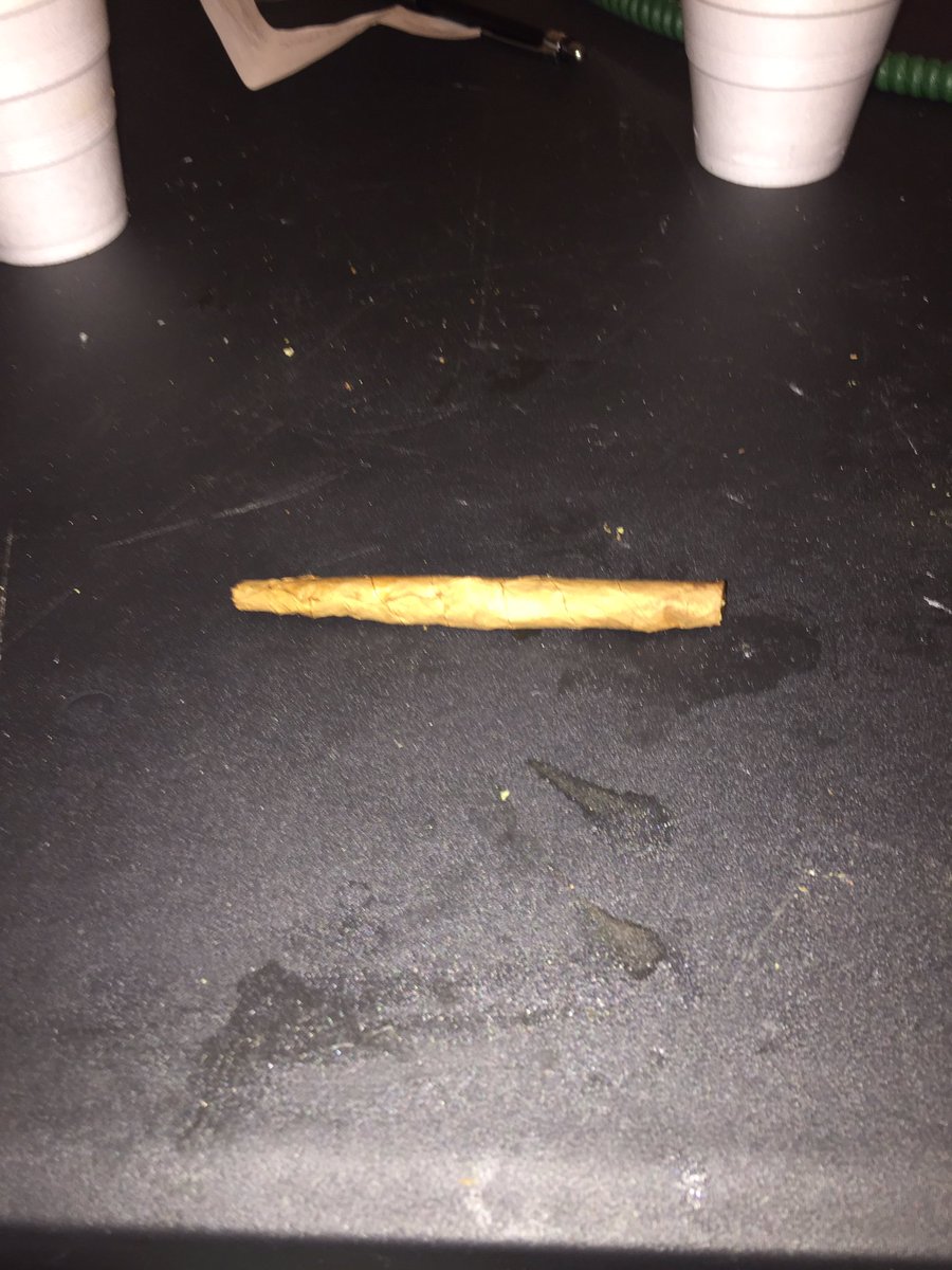 RedemptionRay's tweet image. I stay wit one rolled ya feel I got to it’s only right ya feel me the high life of course