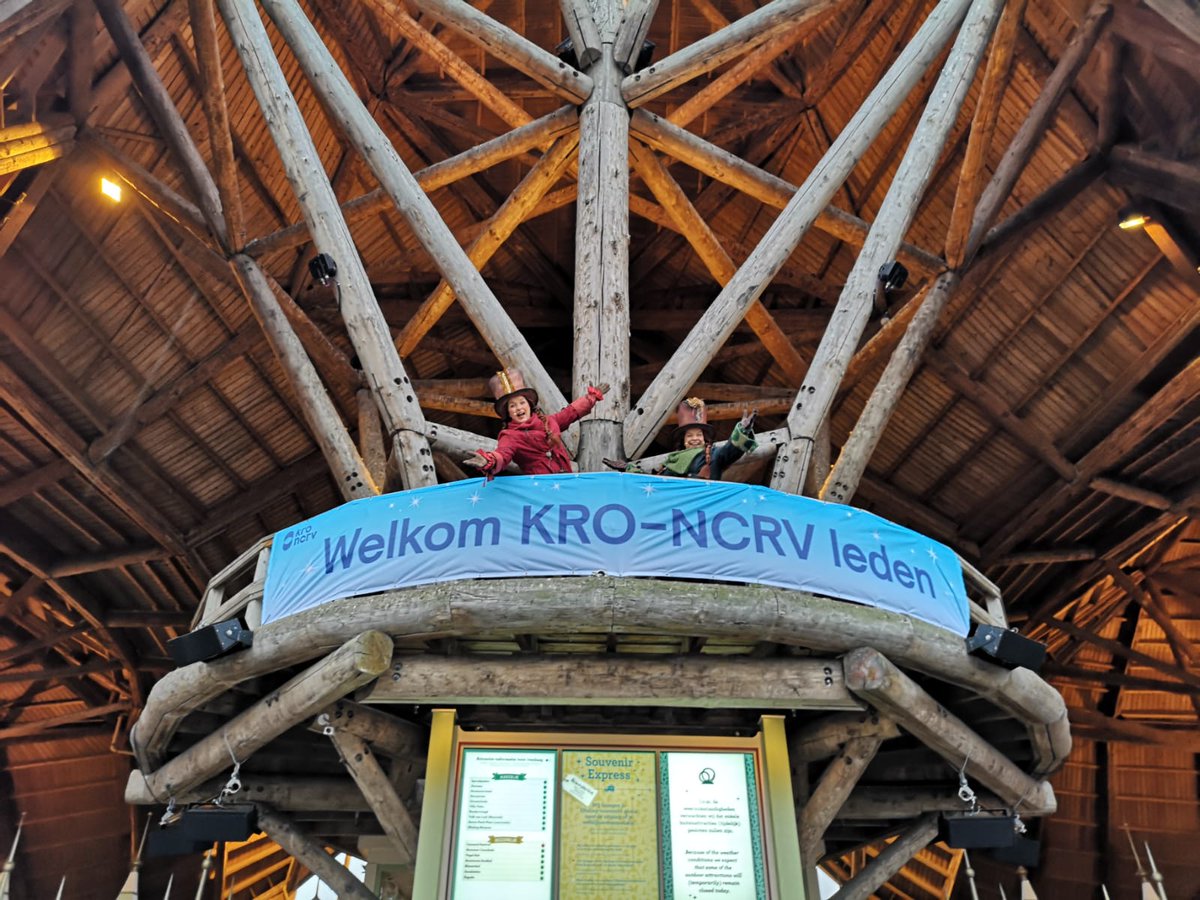 Daar gaan we weer! Dag 2 van de <a href="/KroNcrv/">KRO-NCRV</a> ledendagen in de Efteling! <a href="/EftelingEvents/">Efteling Events</a> veel plezier vandaag!