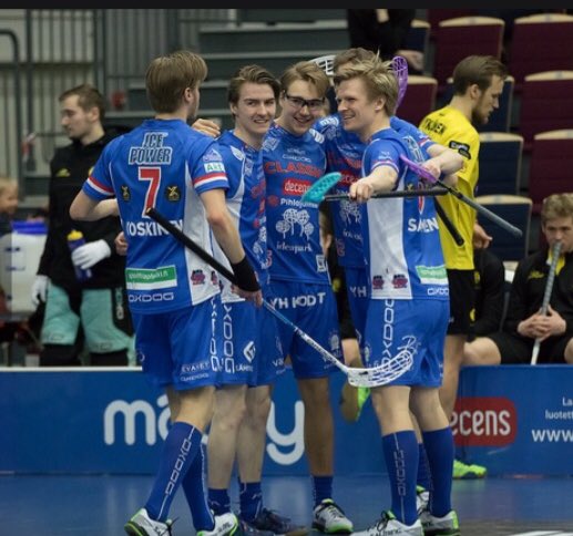 Eilen neljäs voitto ja matka jatkuu välieriin! 💪😊 #salibandy <a href="/scclassic/">SC Classic</a>