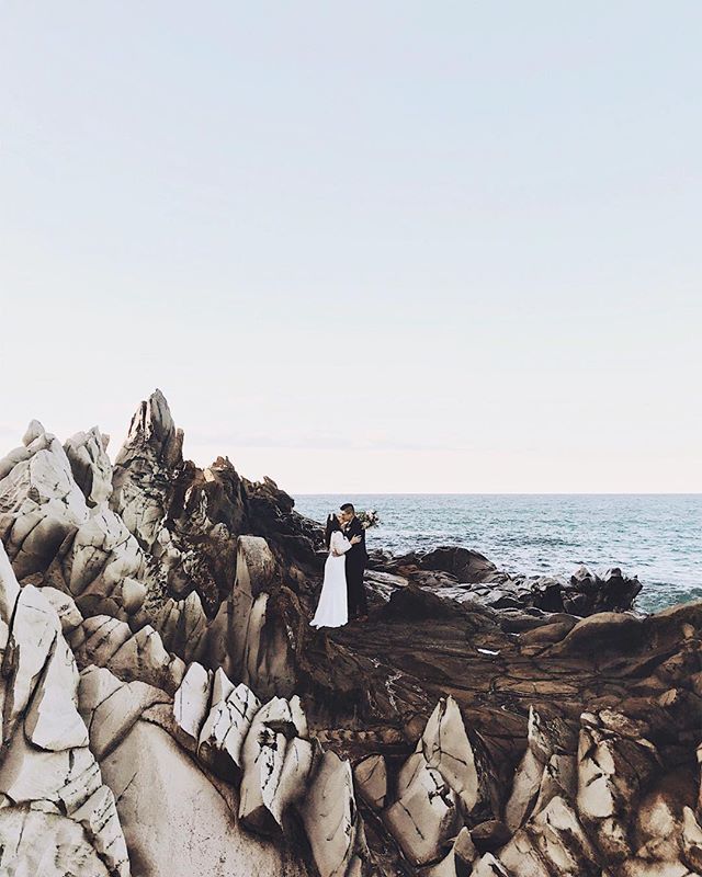 ambamm's tweet photo. How is this even a real place, Maui never disappoints - especially when I get to shoot with @laurendixonphoto 😘 https://t.co/aMqzDmDoBb