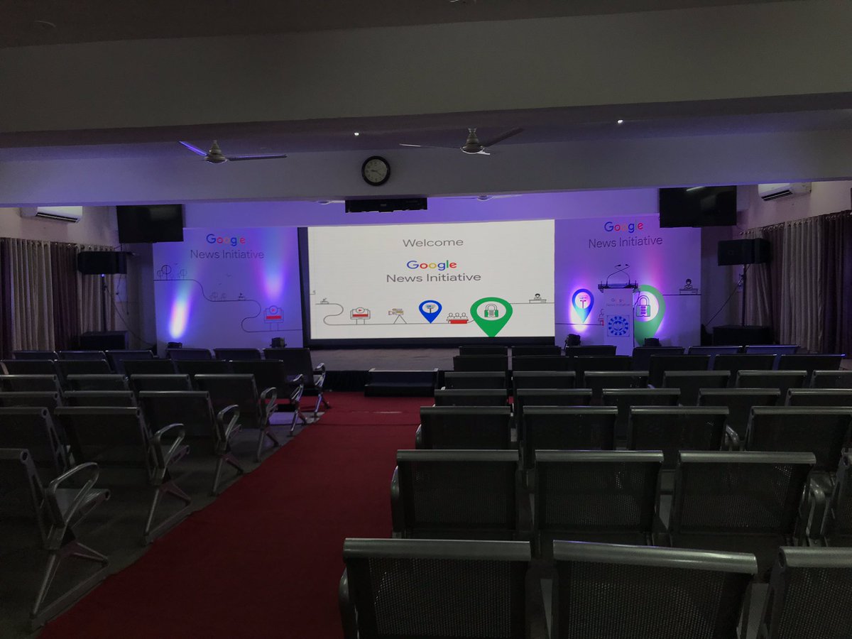 geetiga's tweet photo. The city of lakes #Bhopal turns up for #GNIPollcheck on a Sunday. We are at Makhanlal Chaturvedi University today. https://t.co/Viks5UCNPd
