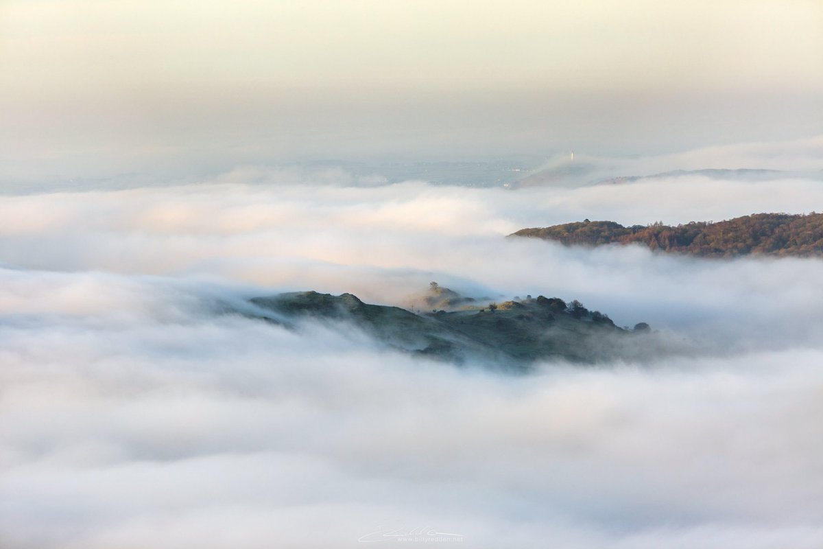 Above the clouds last month on Gummers How. You can see Ulverstons Hoad Monument in the distance #lakedistrict #windermere #canonphotography #landscapephotography #ThePhotoHour