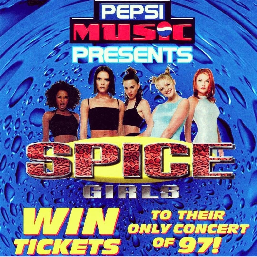 SpiceGirlfanUK's tweet photo. #SGTourWeek Tweet 9
There was a number of ways to see the @spicegirls #GirlPower concert live in Istanbul. Mostly through @pepsi competitions such as through the #PepsiChart or purchasing cans! https://t.co/5tI7hP2duw