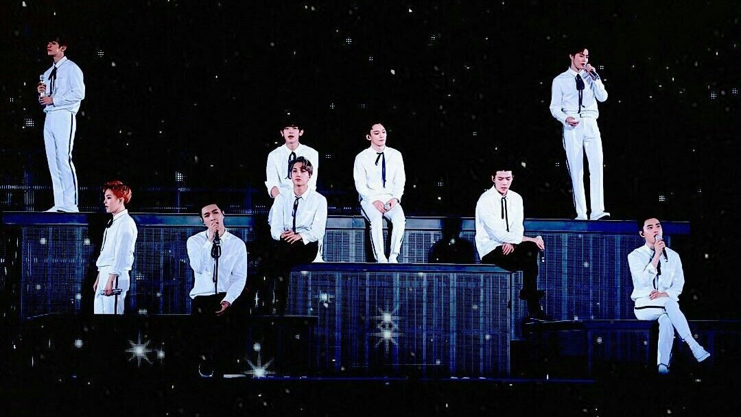 weronexoxo's tweet photo. THE GAP IS SO CLOSE GUYS KEEP TWEETING LETS WIDEN THE GAP!!!!
#TwitterBestFandom⁠ ⁠⁠ ⁠⁠ ⁠ #TeamEXO #SoompiAwards⁠ ⁠⁠ ⁠⁠ ⁠ @weareoneEXO https://t.co/2s33OALF8G