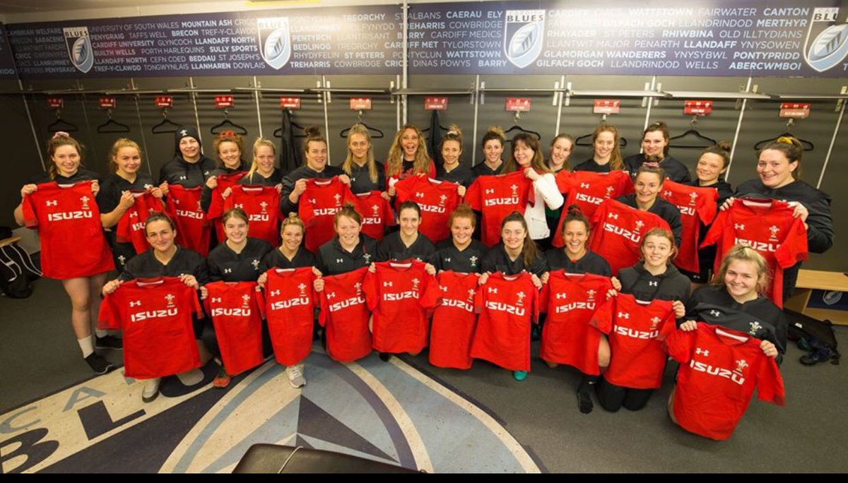 Timbers are wishing our Amy Evans &amp; and all the Welsh Women’s team the very best today when they take on Ireland 🇮🇪 at the Cardiff Arms Park KO 13.30 🏉💪🏽🏴󠁧󠁢󠁷󠁬󠁳󠁿  Get down there and watch the game or you can watch it on S4C #watchhergo  @Aimster30 <a href="/WelshRugbyUnion/">Welsh Rugby Union 🏴󠁧󠁢󠁷󠁬󠁳󠁿</a>
