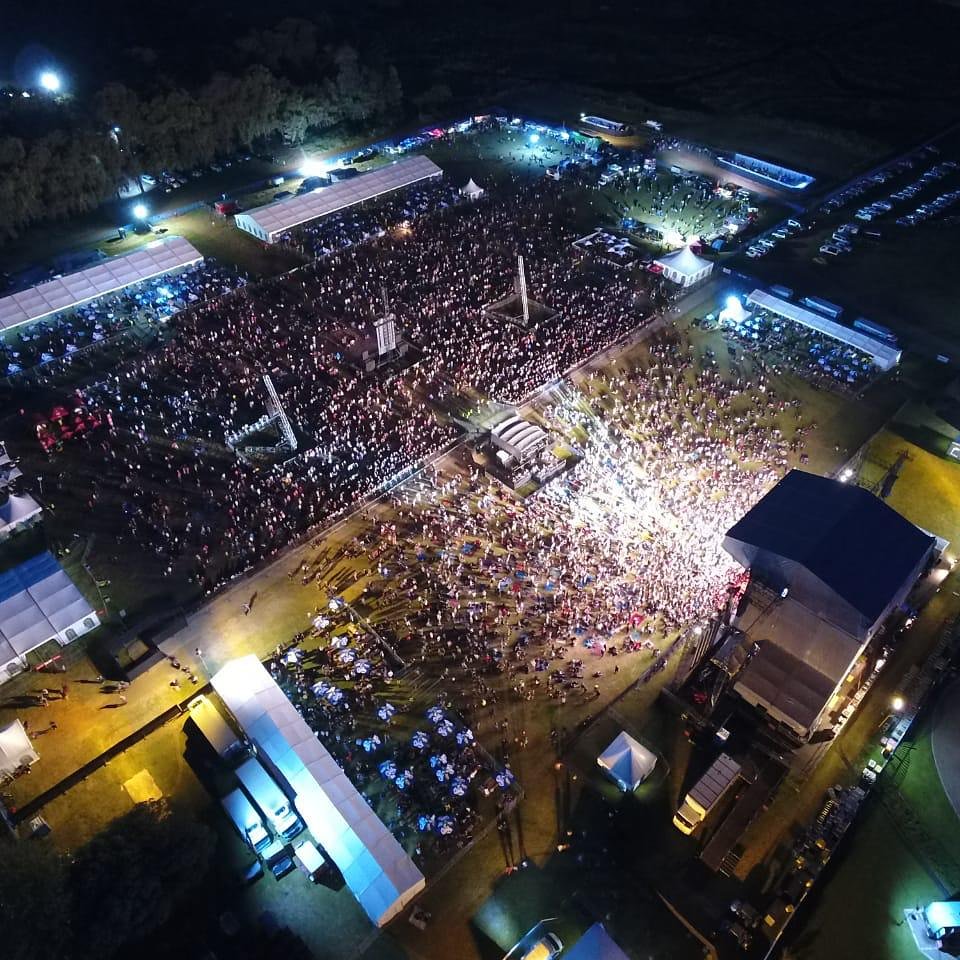 .@TheCure last night were breathtakingly phenomenal and Robert Smith is testament to a vocal talent aging near-perfectly. Cape Town you're in for a mighty treat. Don't be a fool and miss it.