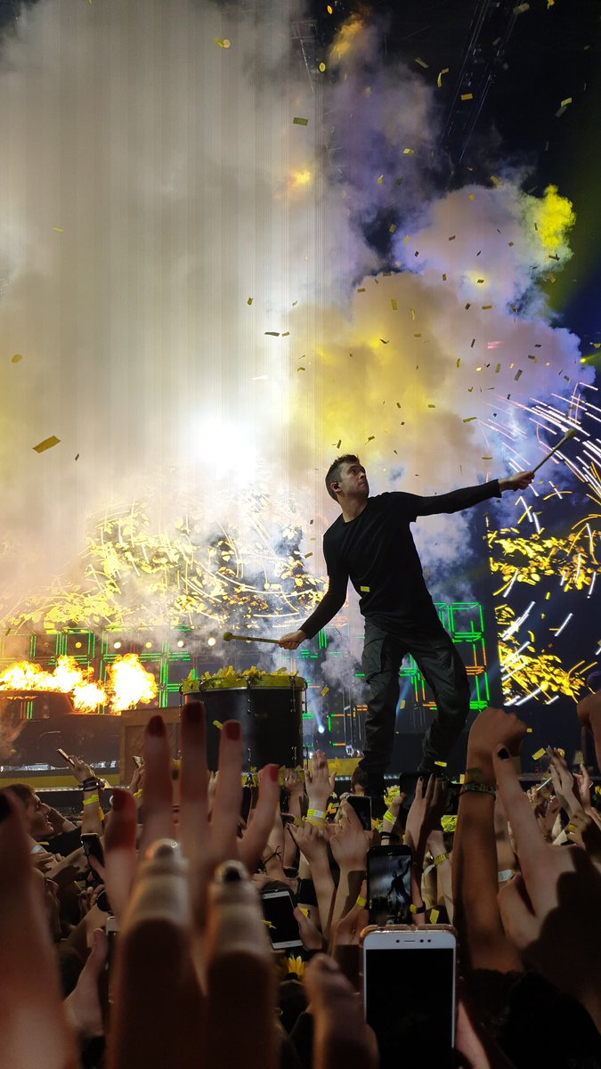 giftields's tweet photo. I'm never gonna live anything as incredible as this concert, just thank you @twentyonepilots . #banditoMadrid https://t.co/pPe710zUQn