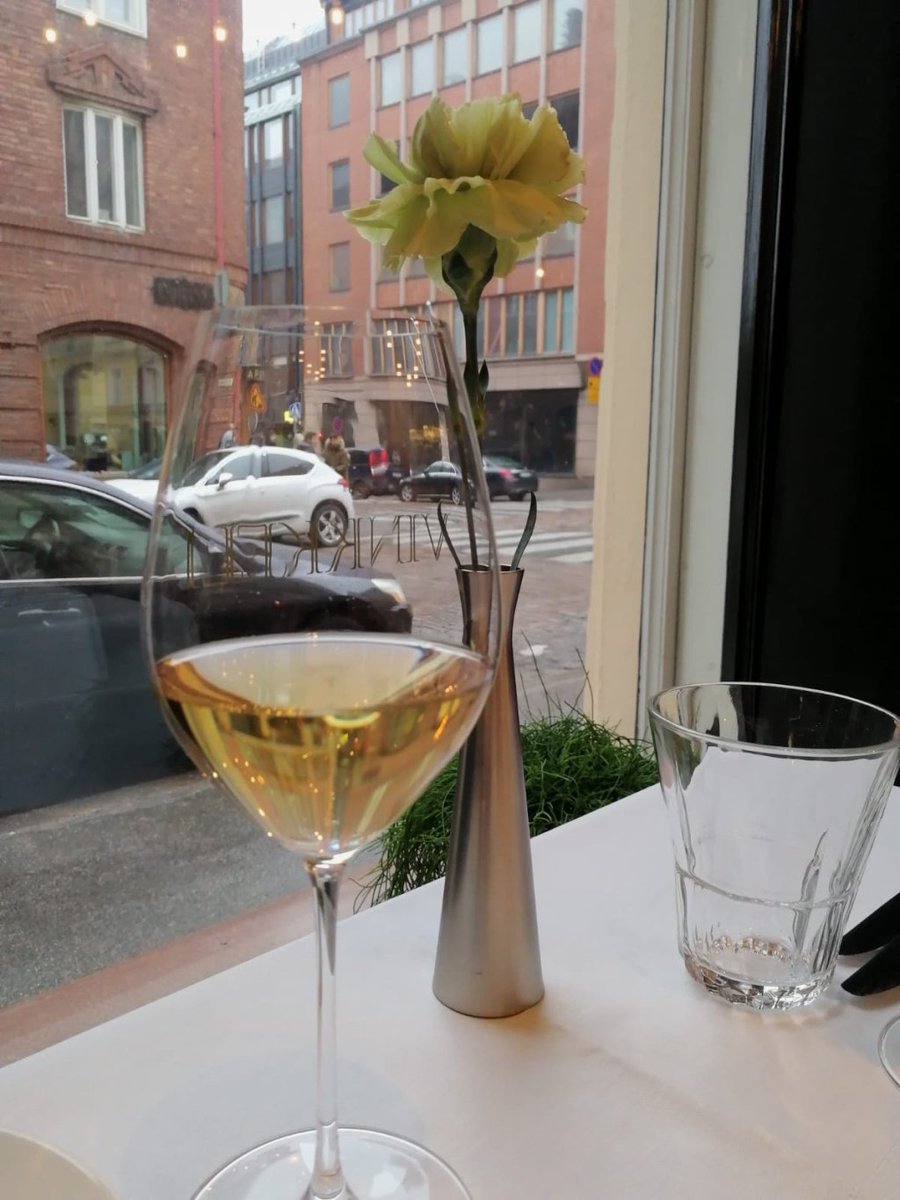Restaurant review: Vinkkeli reijosfood.com/2019/03/17/res…