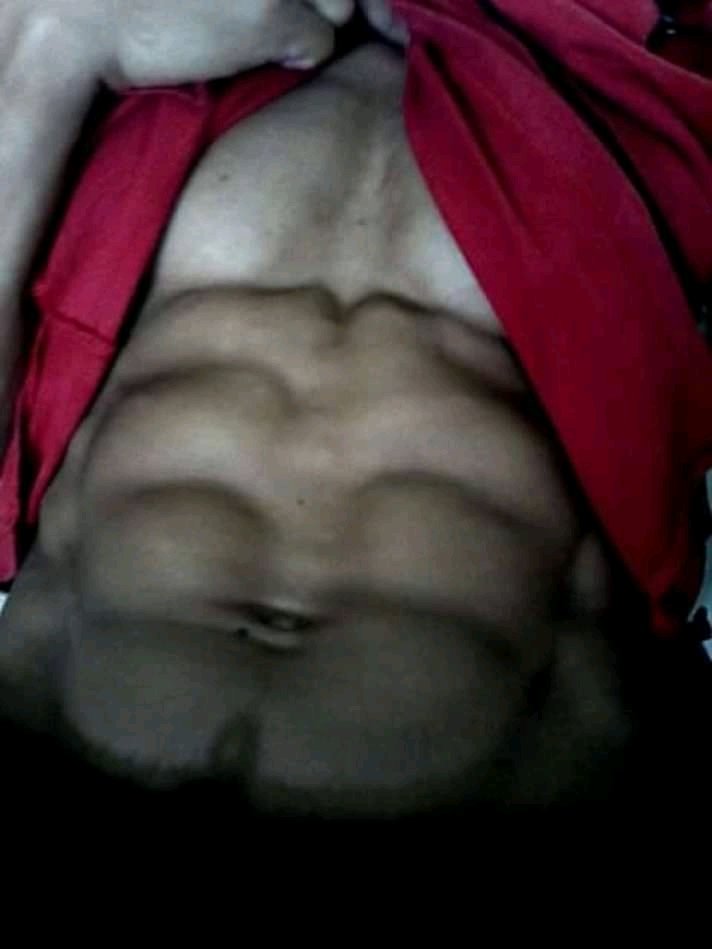 AmetttDrojo's tweet photo. Buncit abis makan mah bro :v https://t.co/6nzx2RdbGm