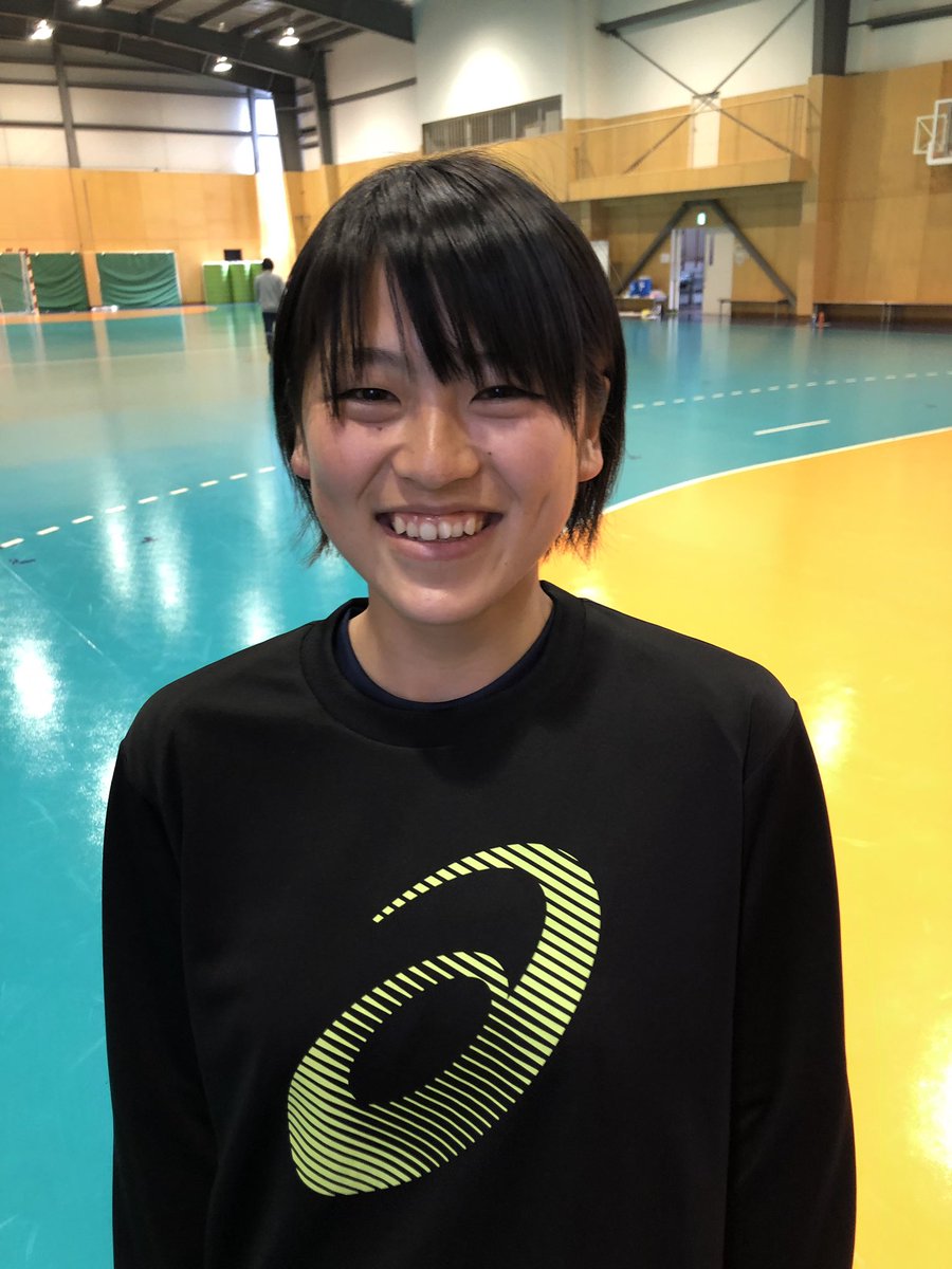 ট ইট র 中京大学女子ハンドボール部 no 3 中村有里 ユリ 玉野光南高校 ポスト ポジショニングが最高な元バスケットプレーヤー 今年の1年生は顔面偏差値高めですが 中でも特に可愛いですとっても可愛いです下からとっても可愛いです